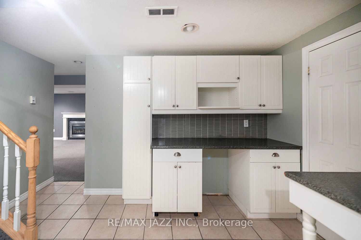 85 Stratton Cres