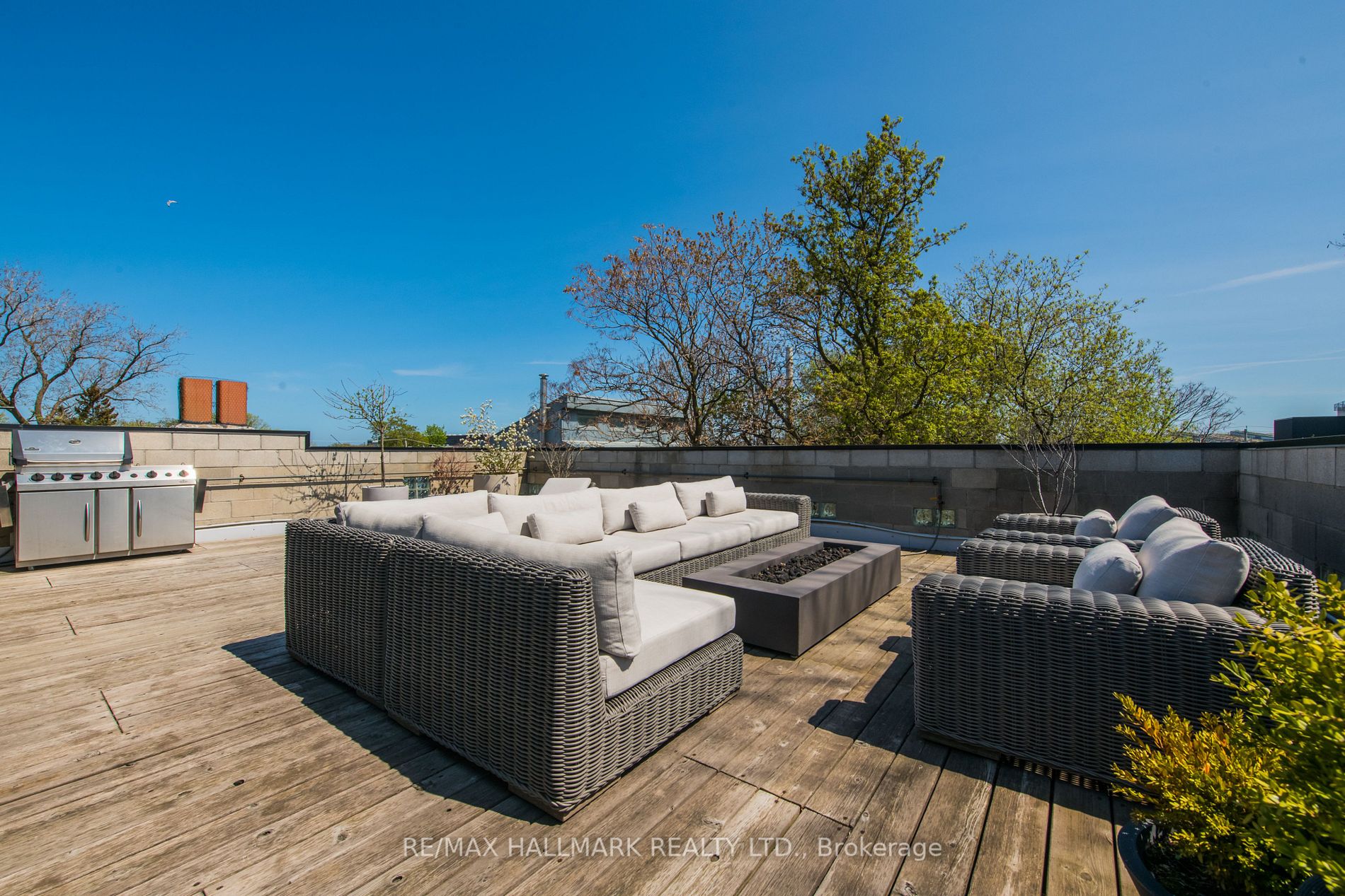 126 Sears St