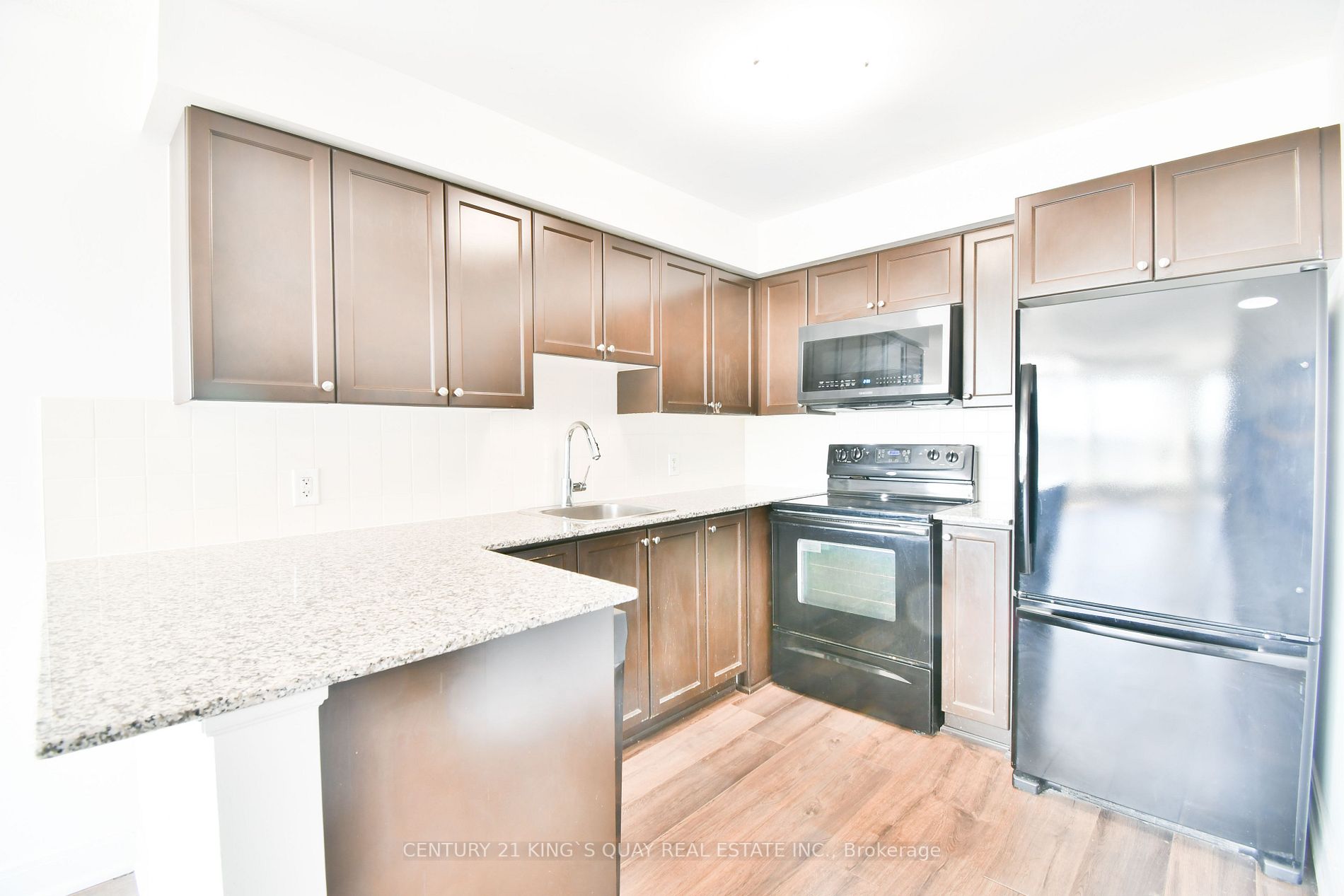 125 Village Green Sq, #2404
