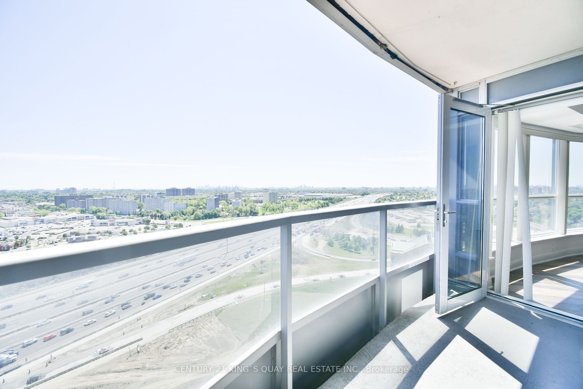 125 Village Green Sq, #2404