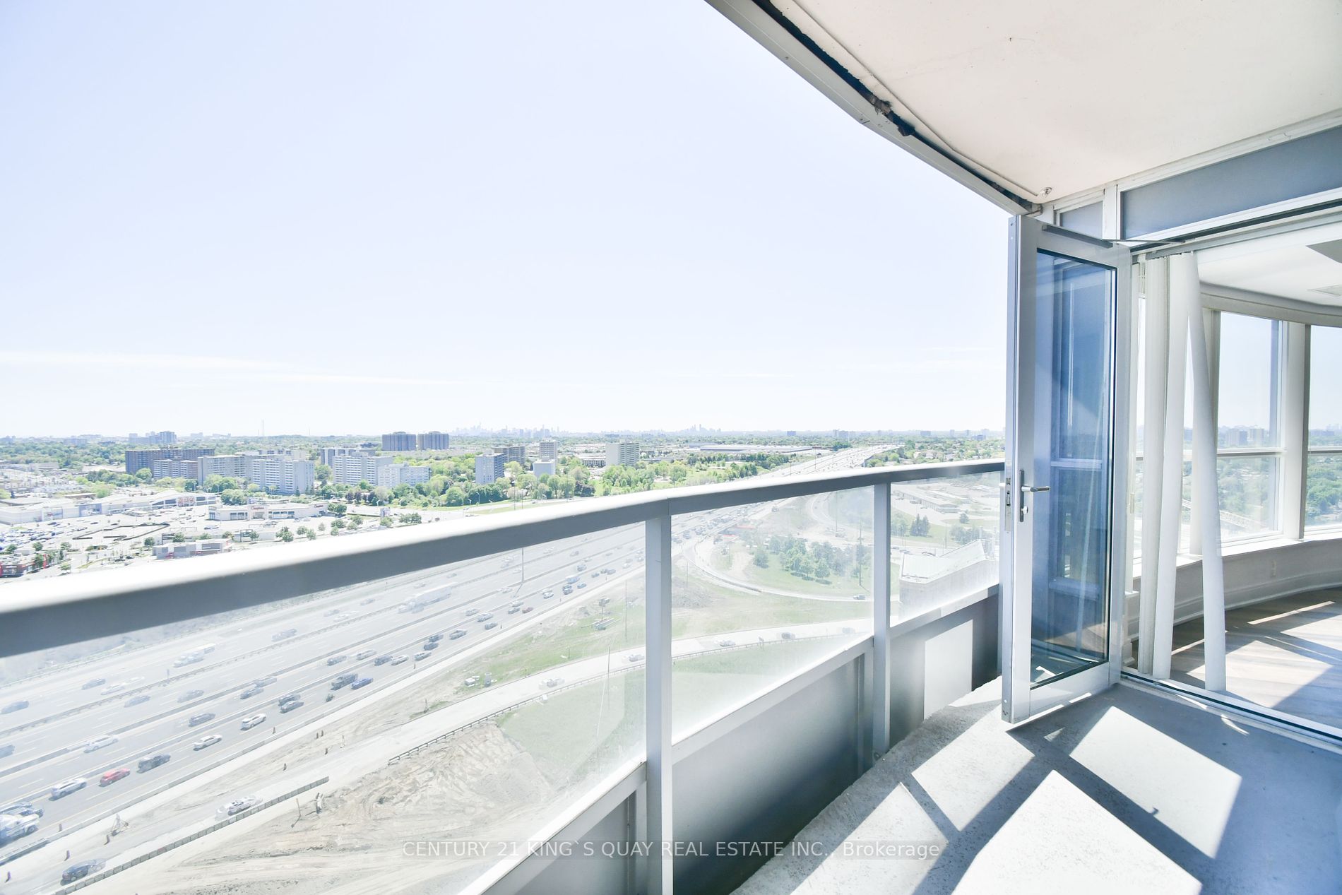 125 Village Green Sq, #2404