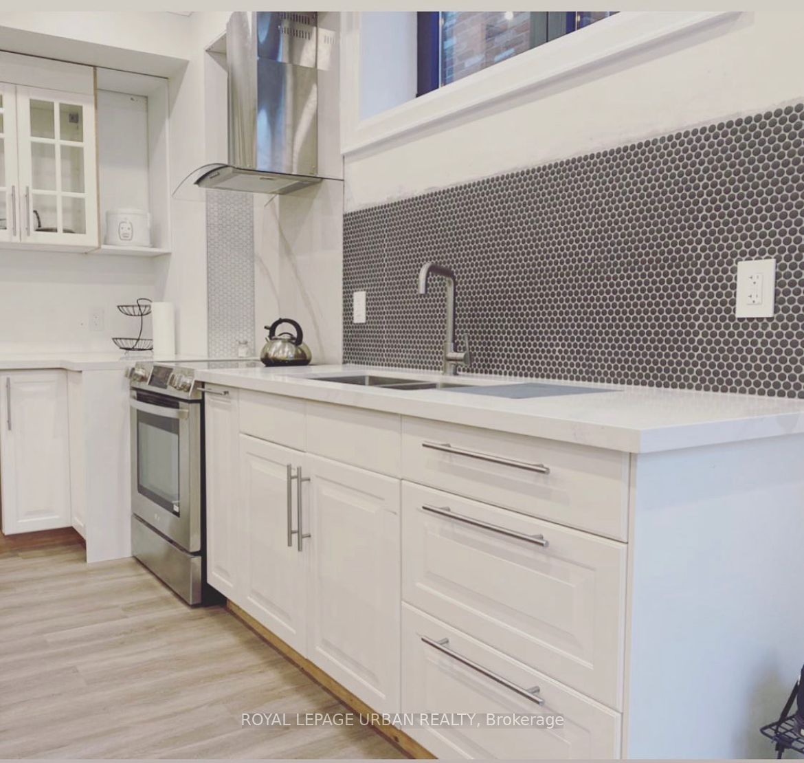 21 Southmead Rd