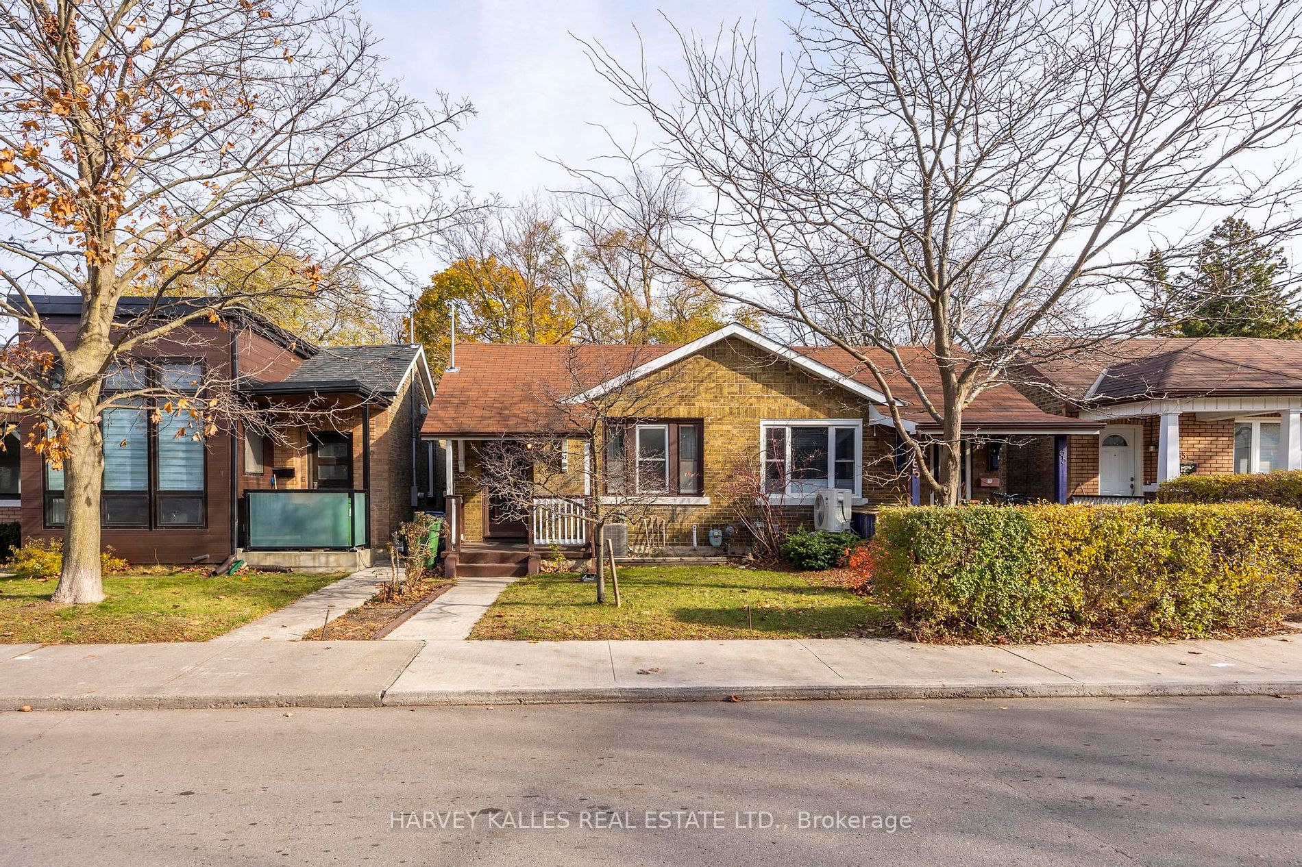 67 Lawlor Ave