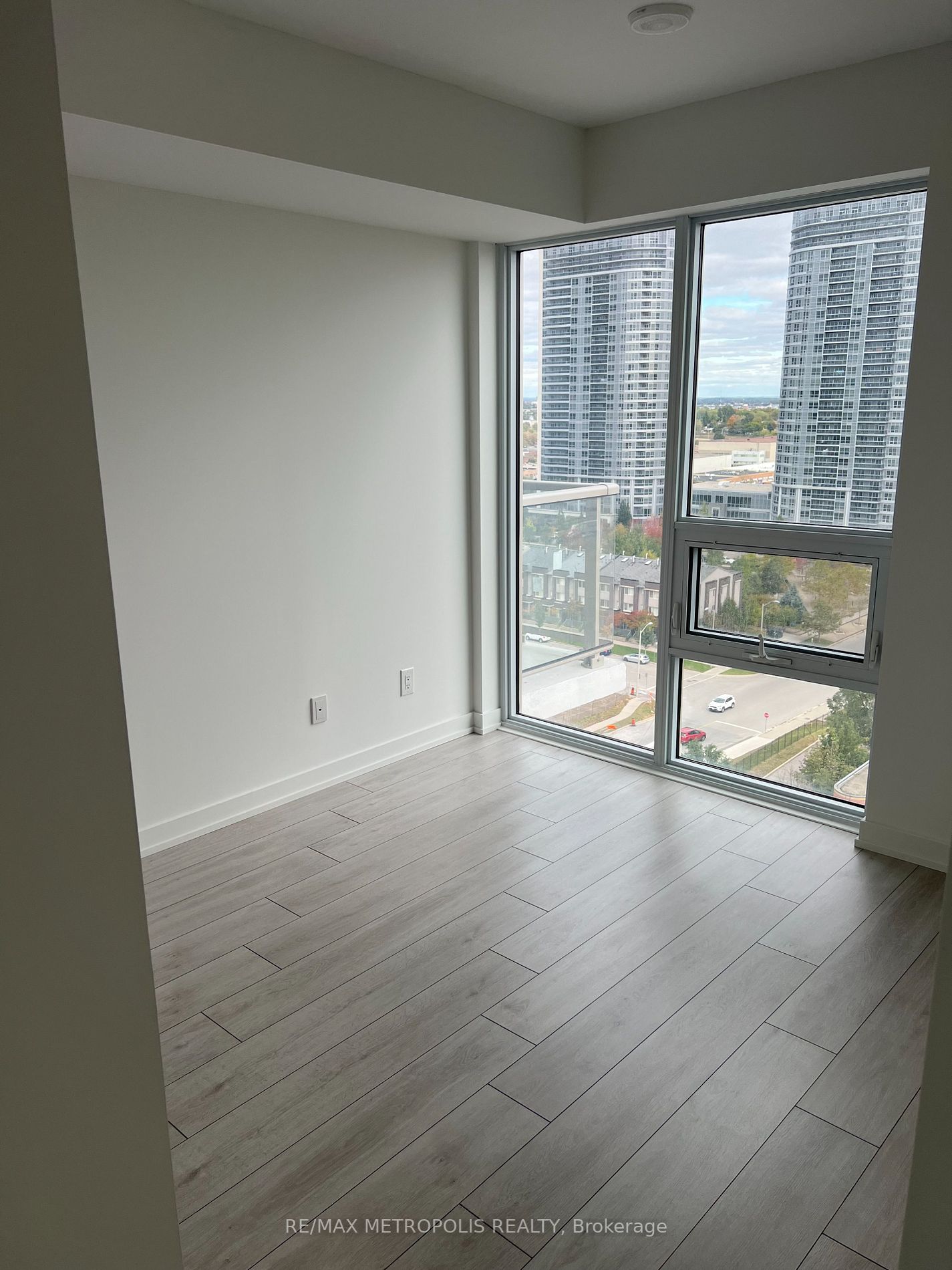 2033 Kennedy Rd, #1509