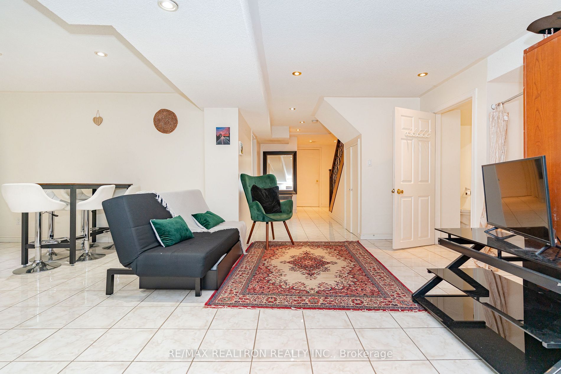 1139 Gossamer Dr, #Bsmnt