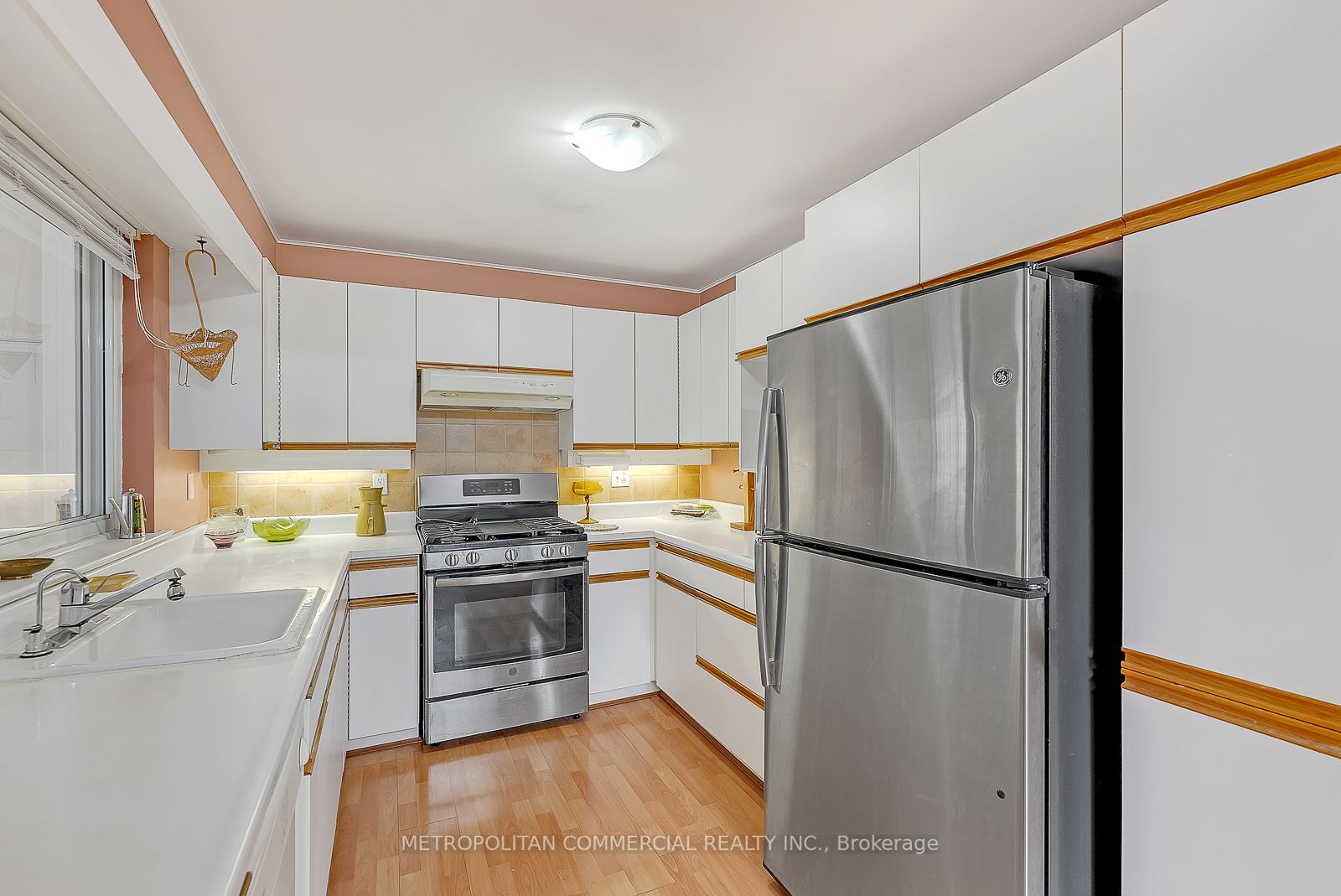 40 Conlins Rd