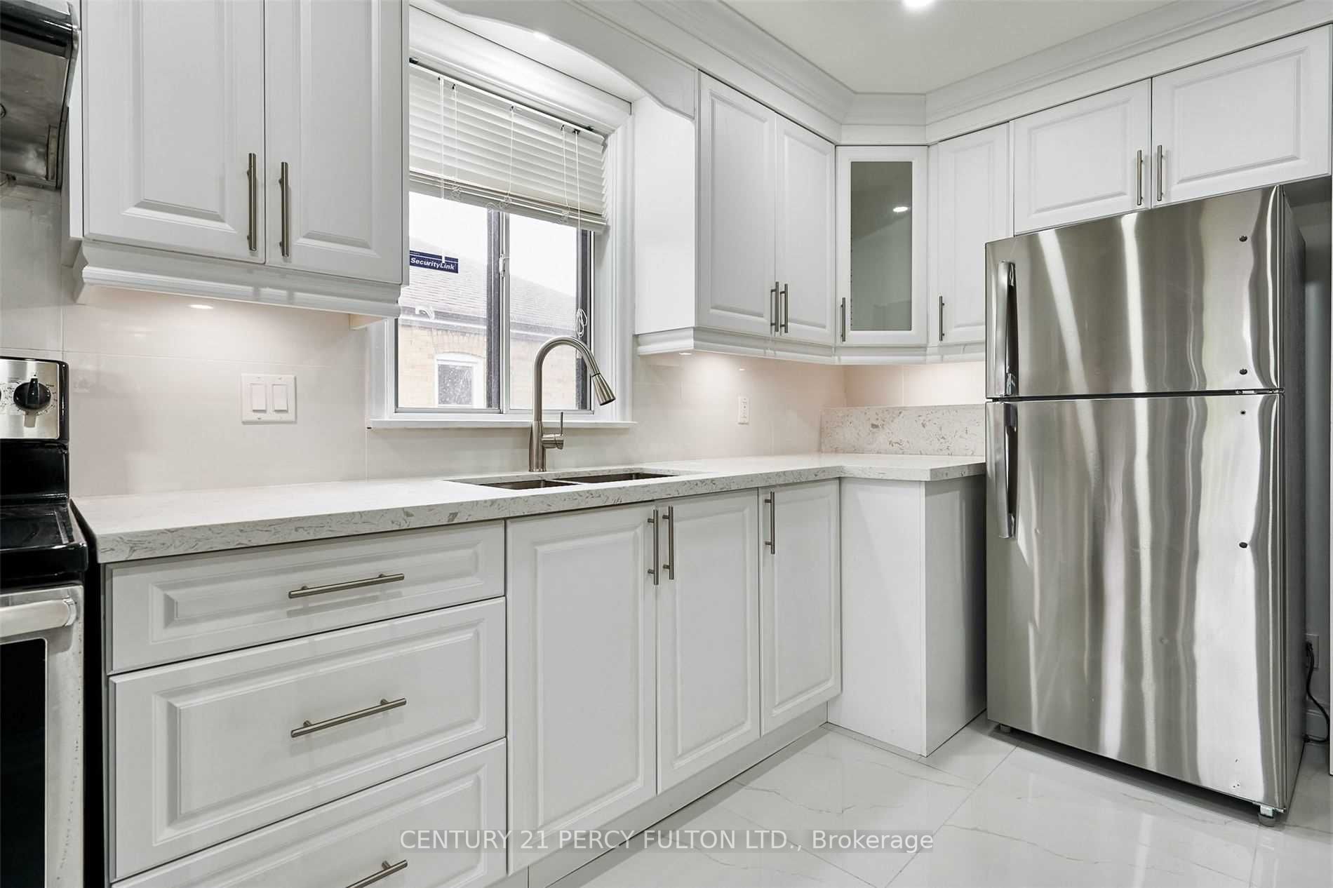 19 Lynvalley Cres