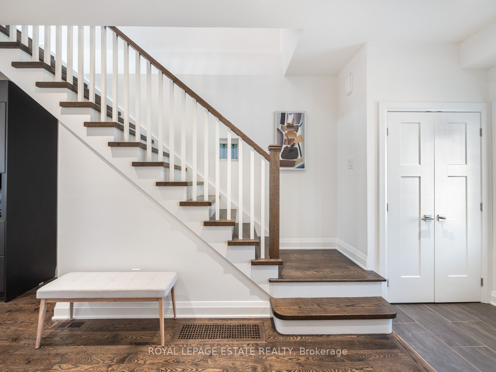 39 Willow Ave