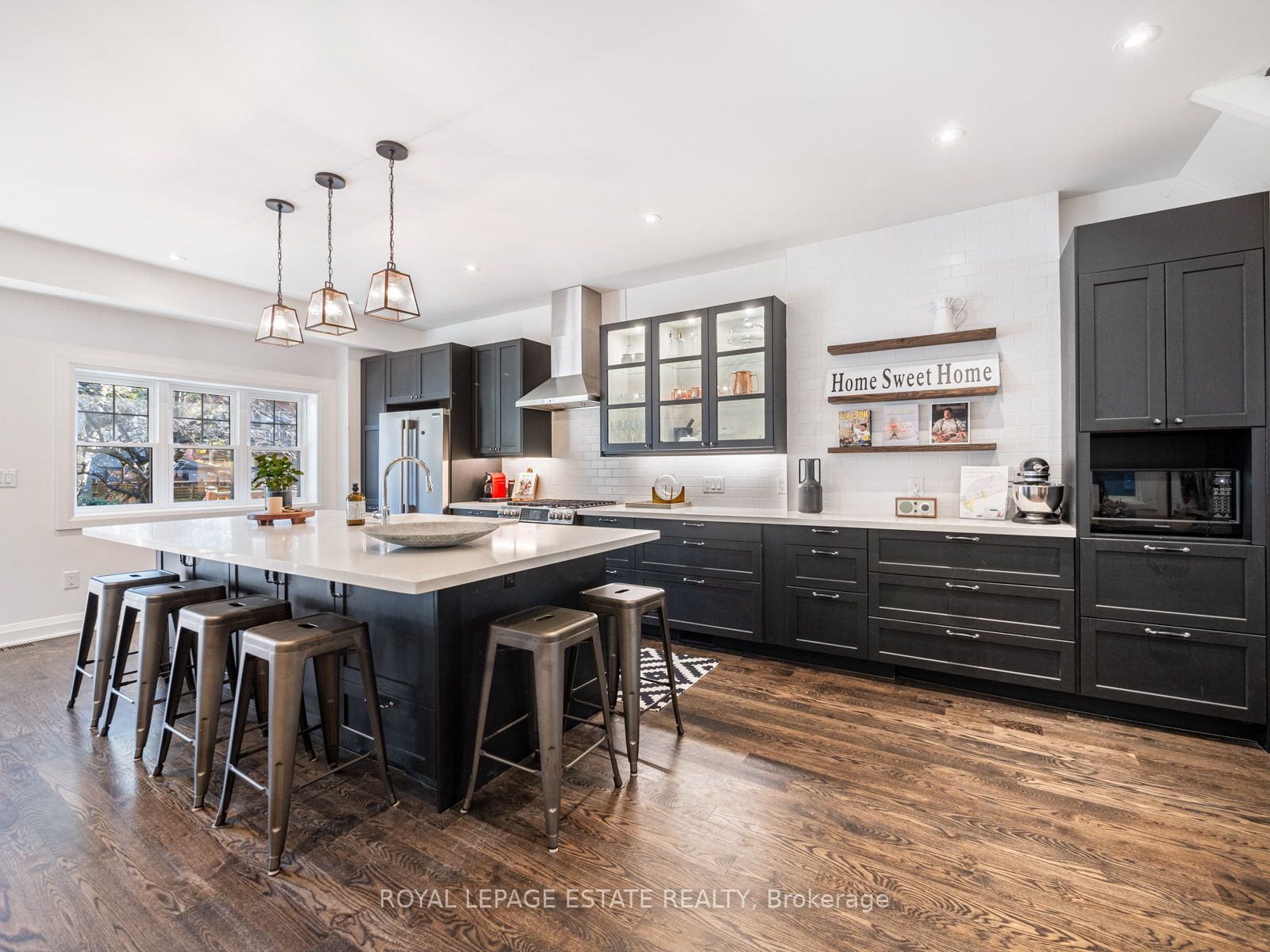 39 Willow Ave