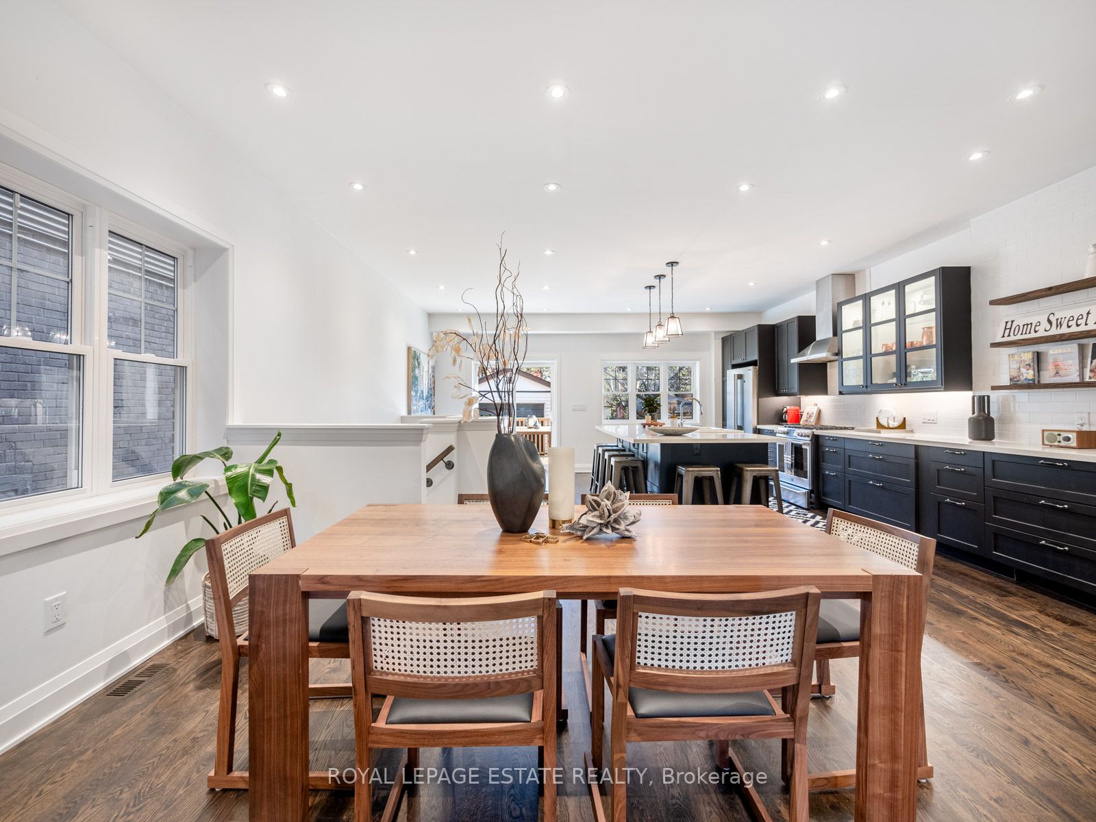 39 Willow Ave