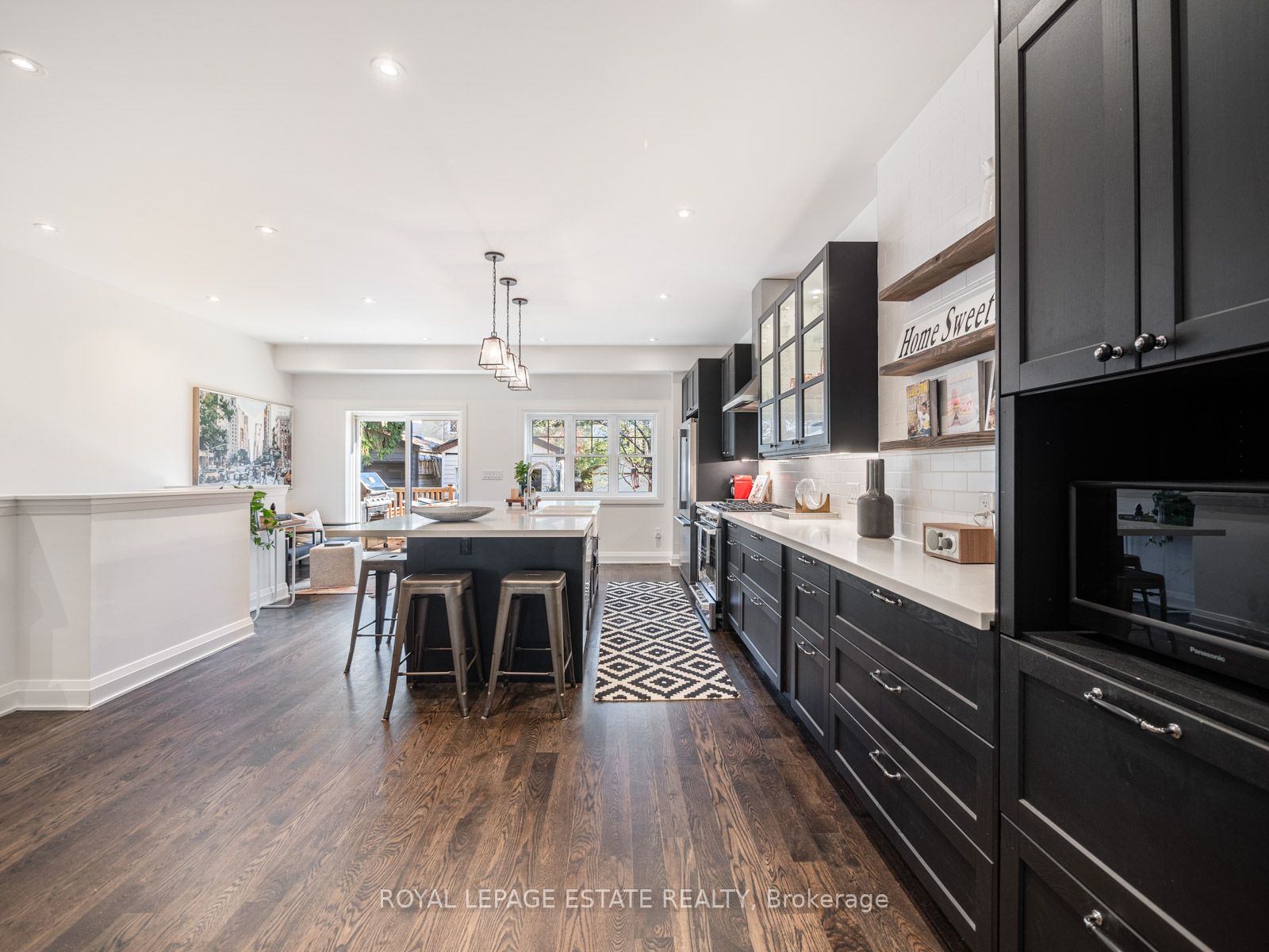 39 Willow Ave
