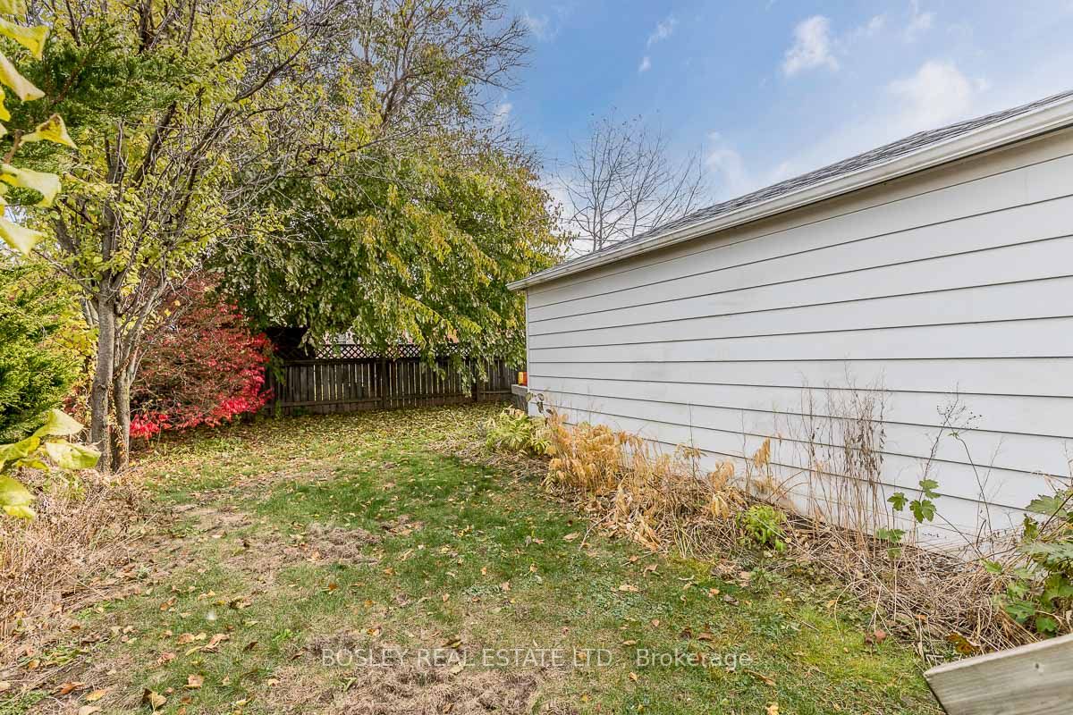 35 Norlong Blvd