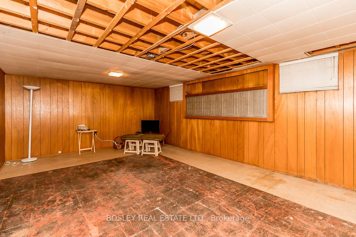 35 Norlong Blvd