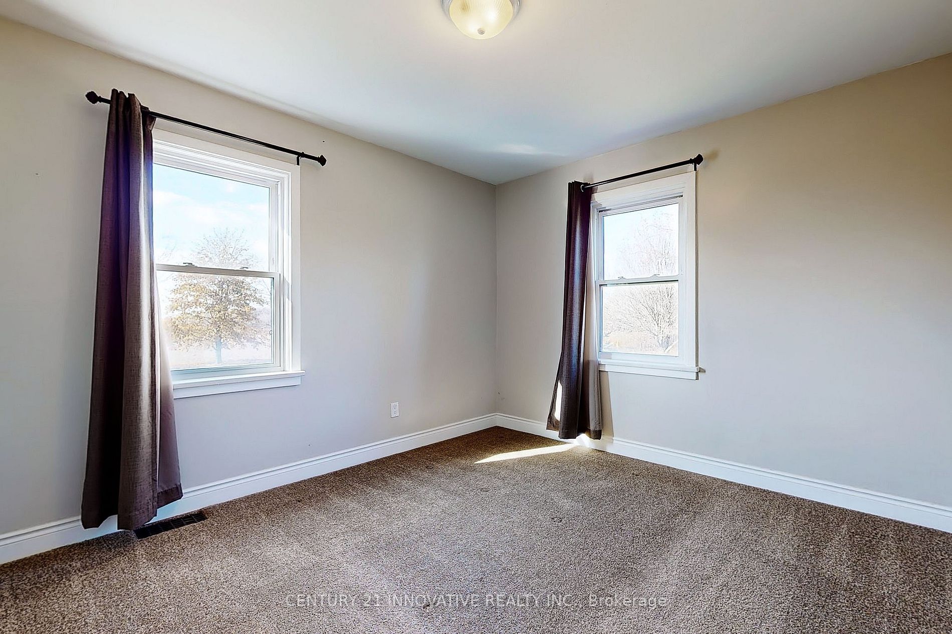 1184 Solina Rd