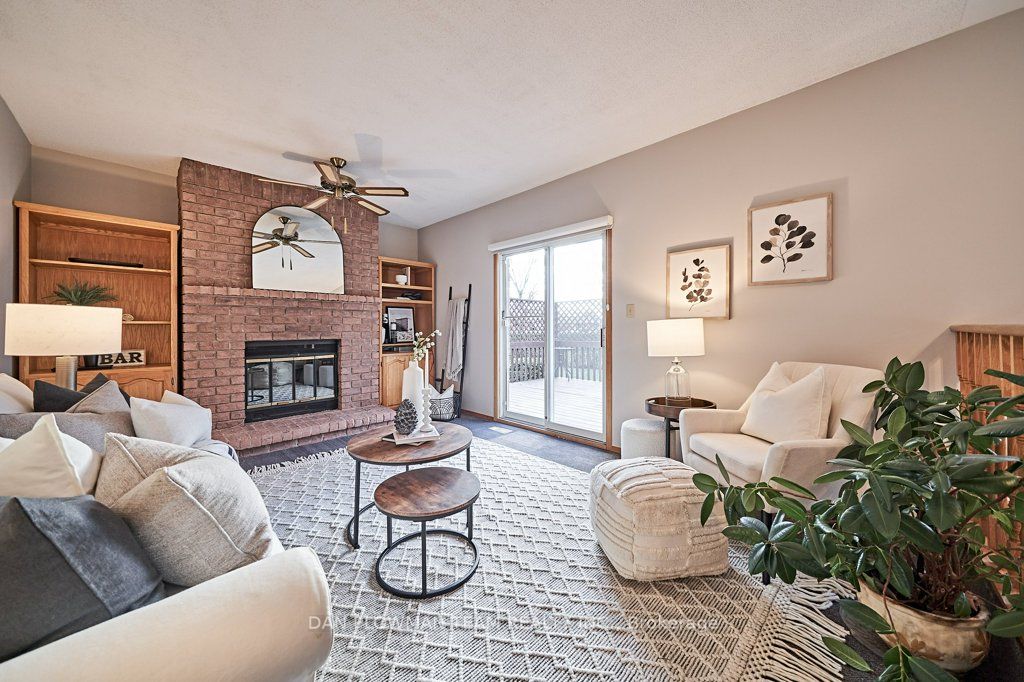 1370 Manitou Dr