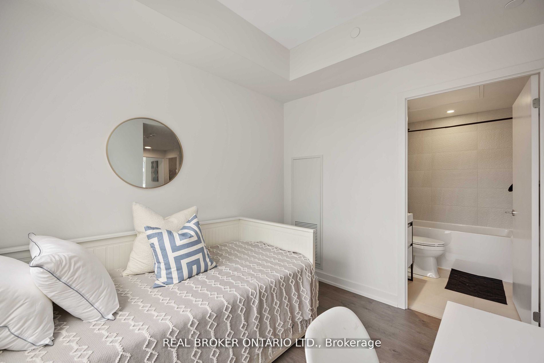 150 Logan Ave, #Th108