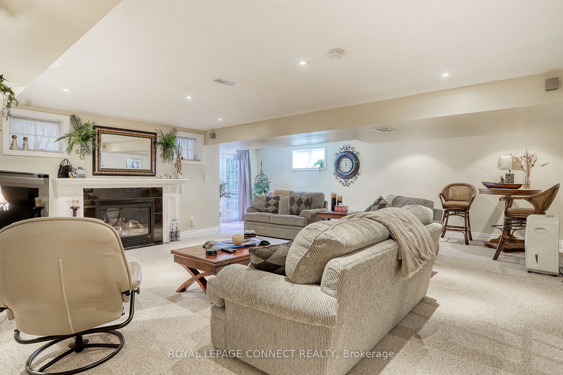 467 Rougemount Dr