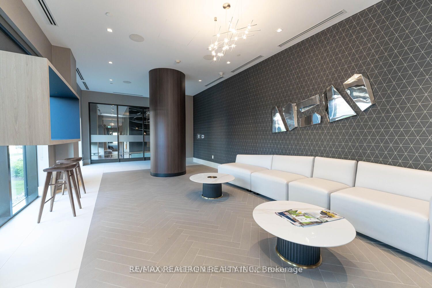 2550 Simcoe St N, #1504