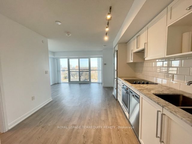 275 Village Green Sq, #1519
