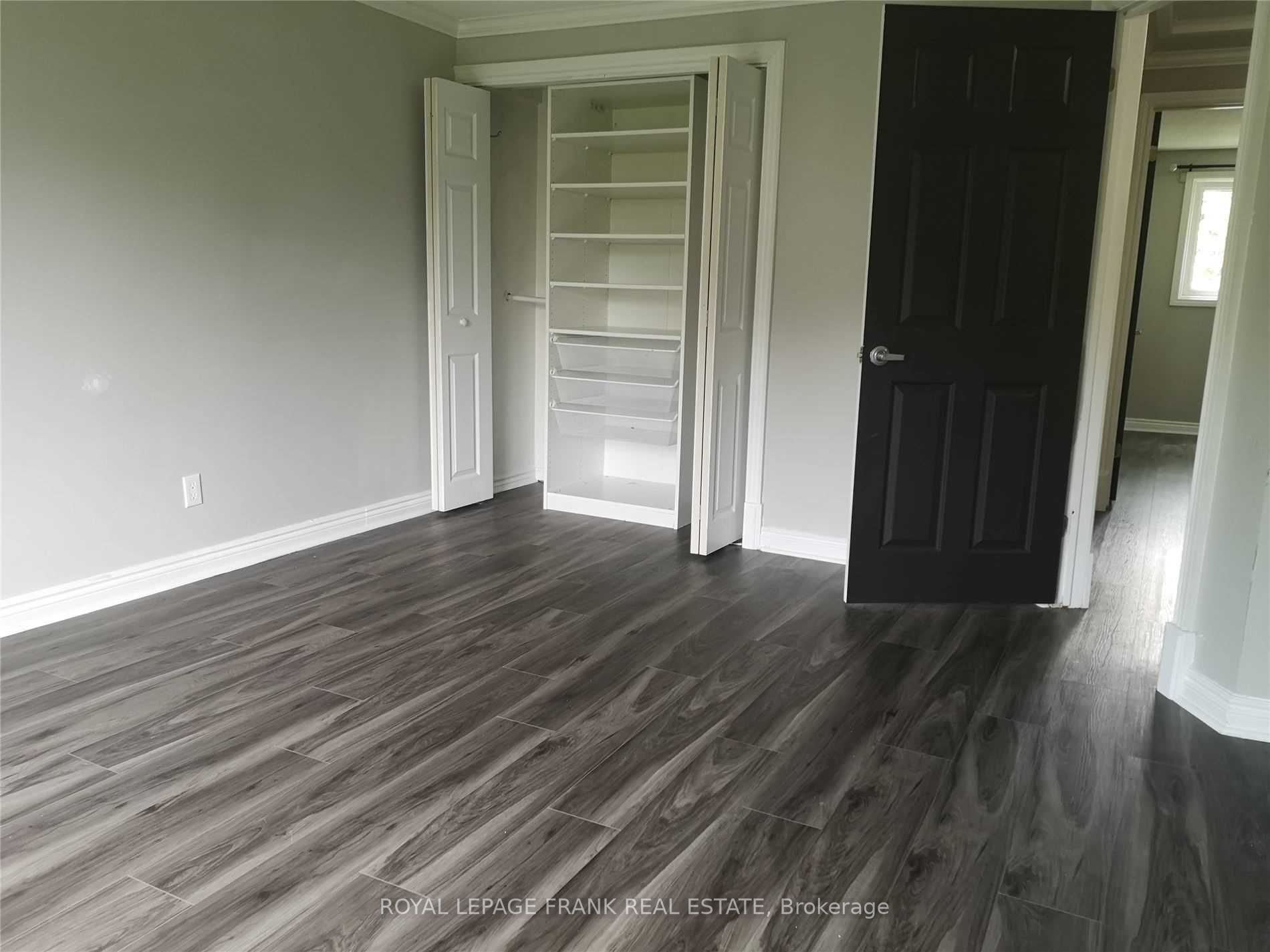 44 Deerpark Cres