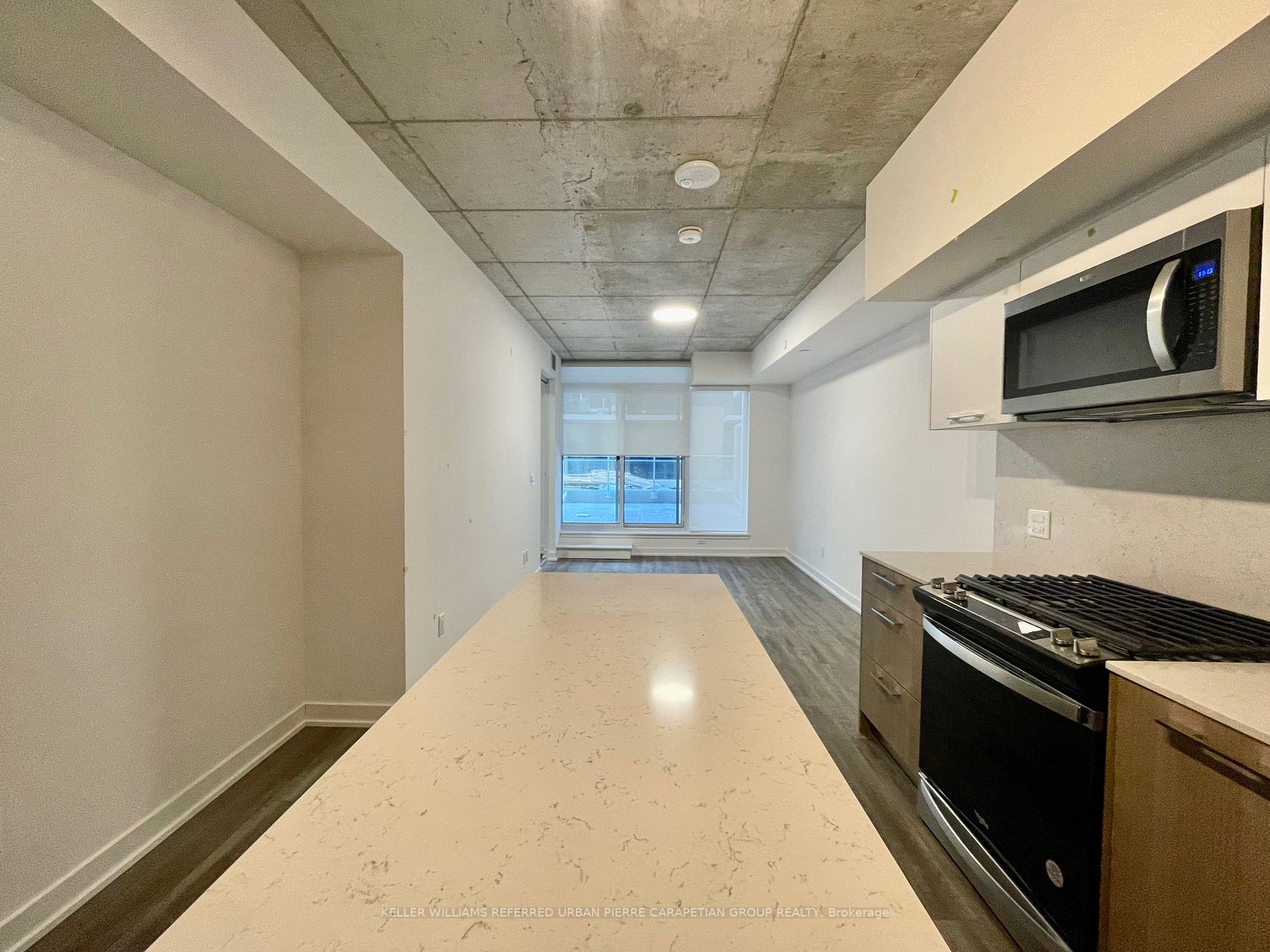 665 Queen St E, #213