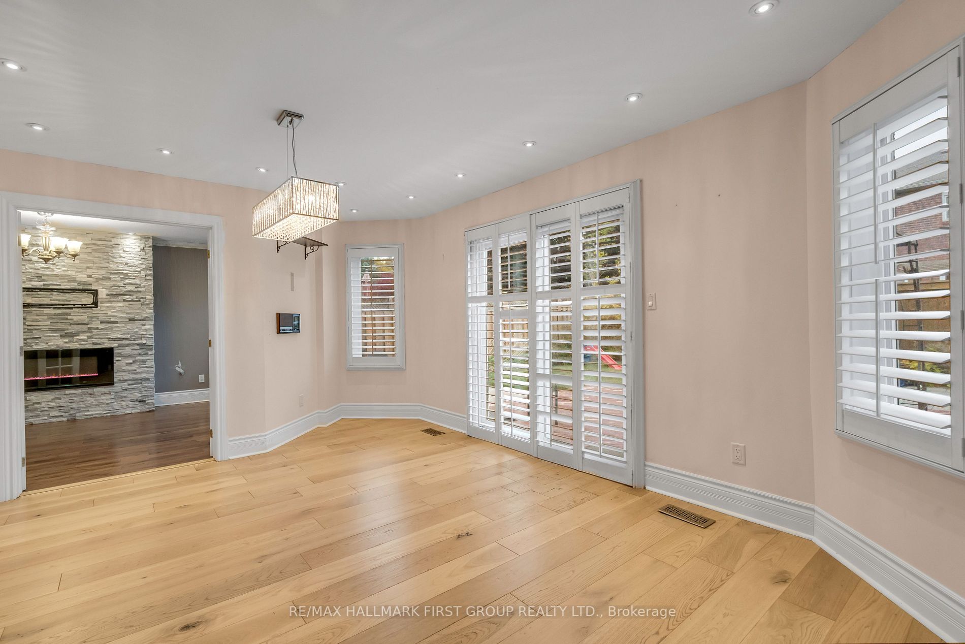 1755 Broadoak Cres