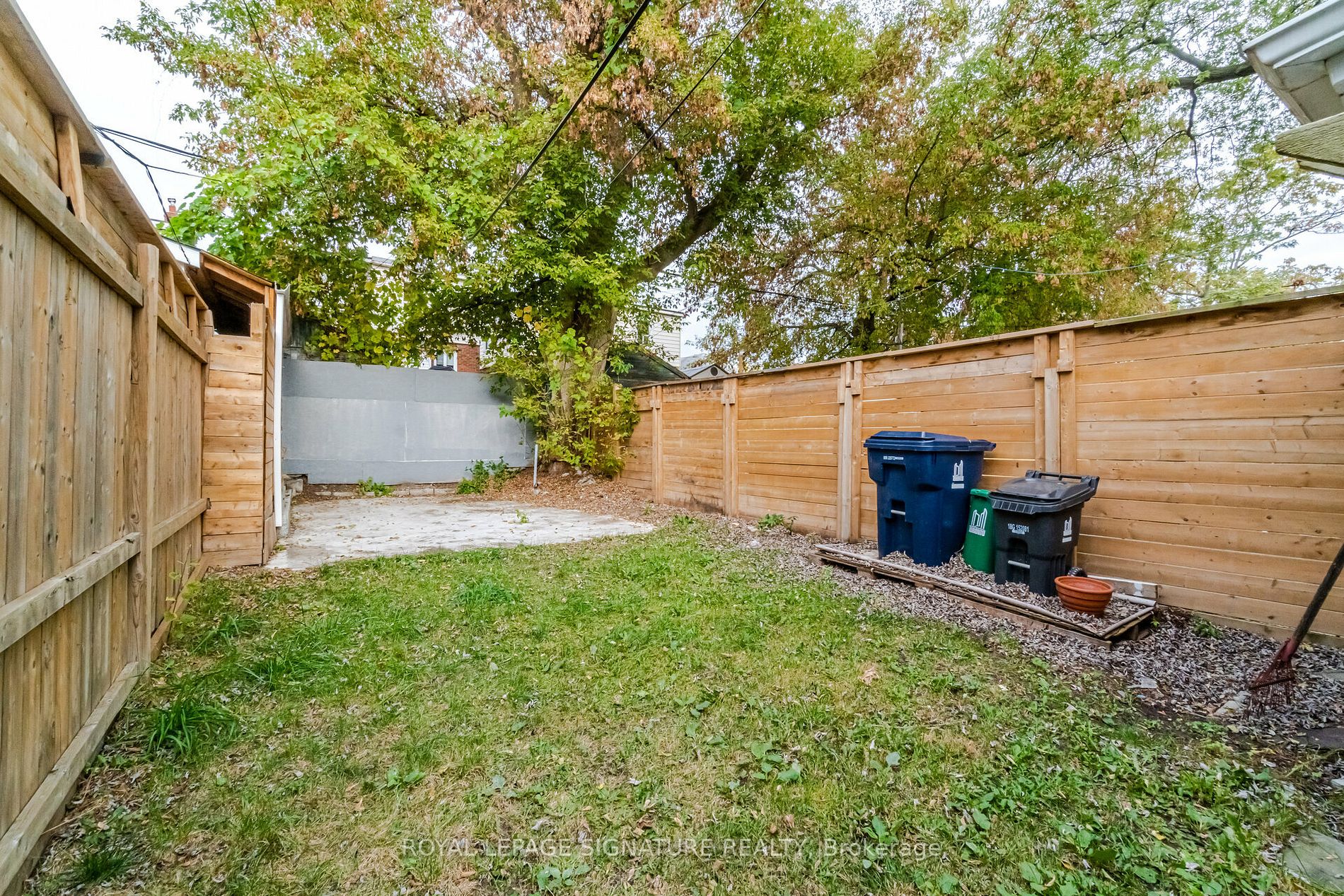 135 Donlands Ave