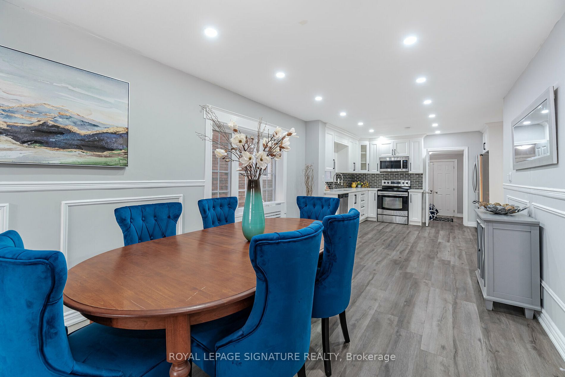 135 Donlands Ave