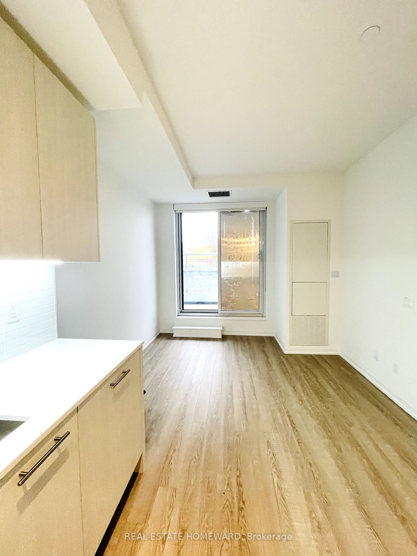 286 Main St, #321