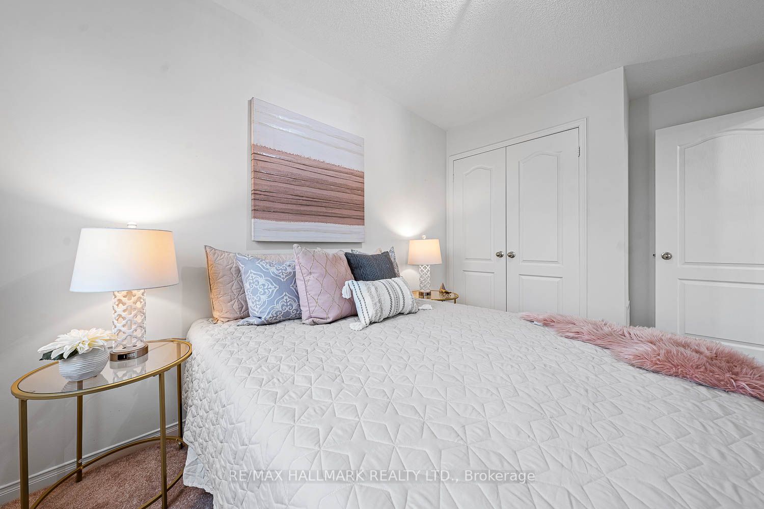39 Sidney Rundle Ave