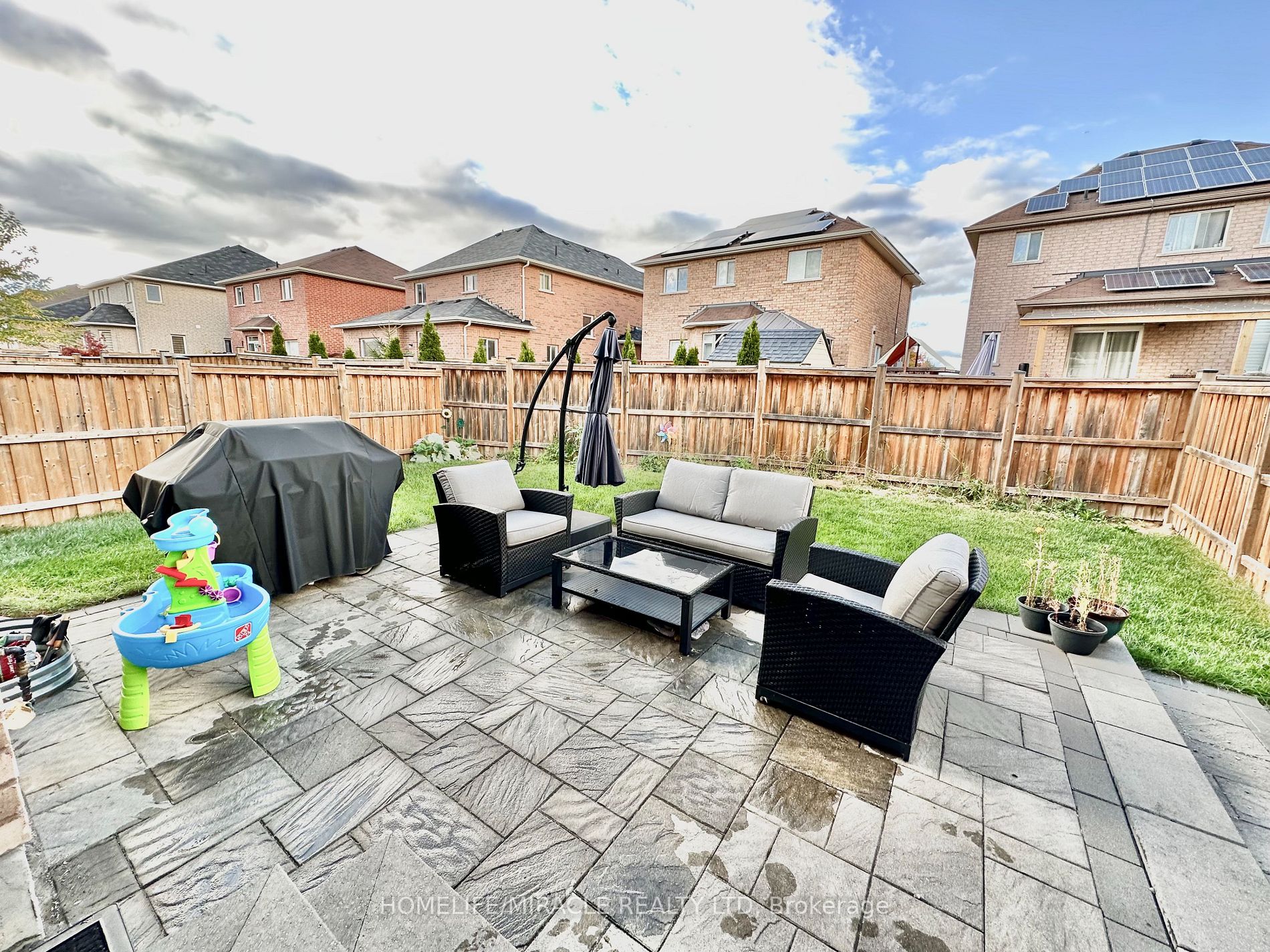 28 Wimbledon Crt