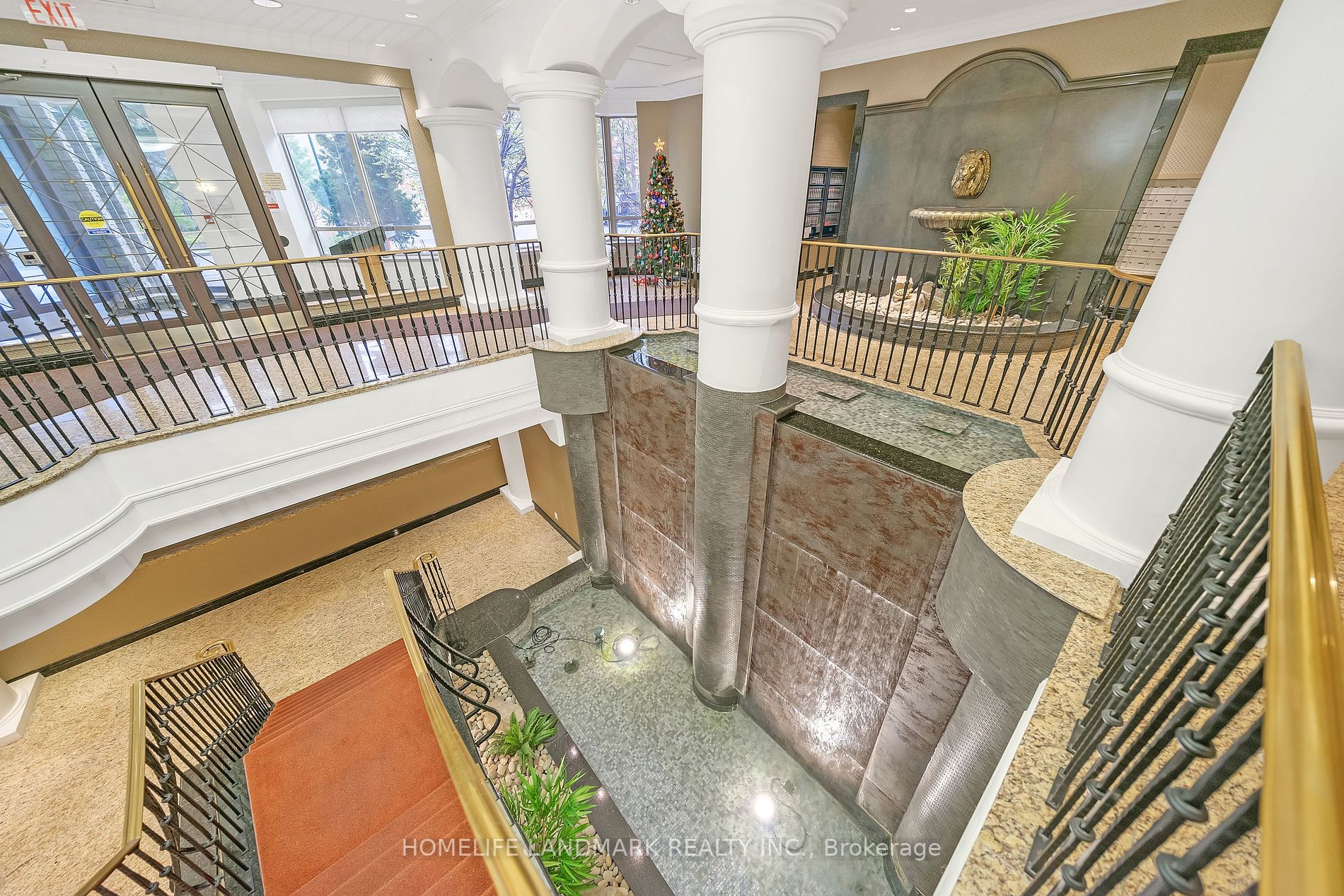 138 Bonis Ave, #618