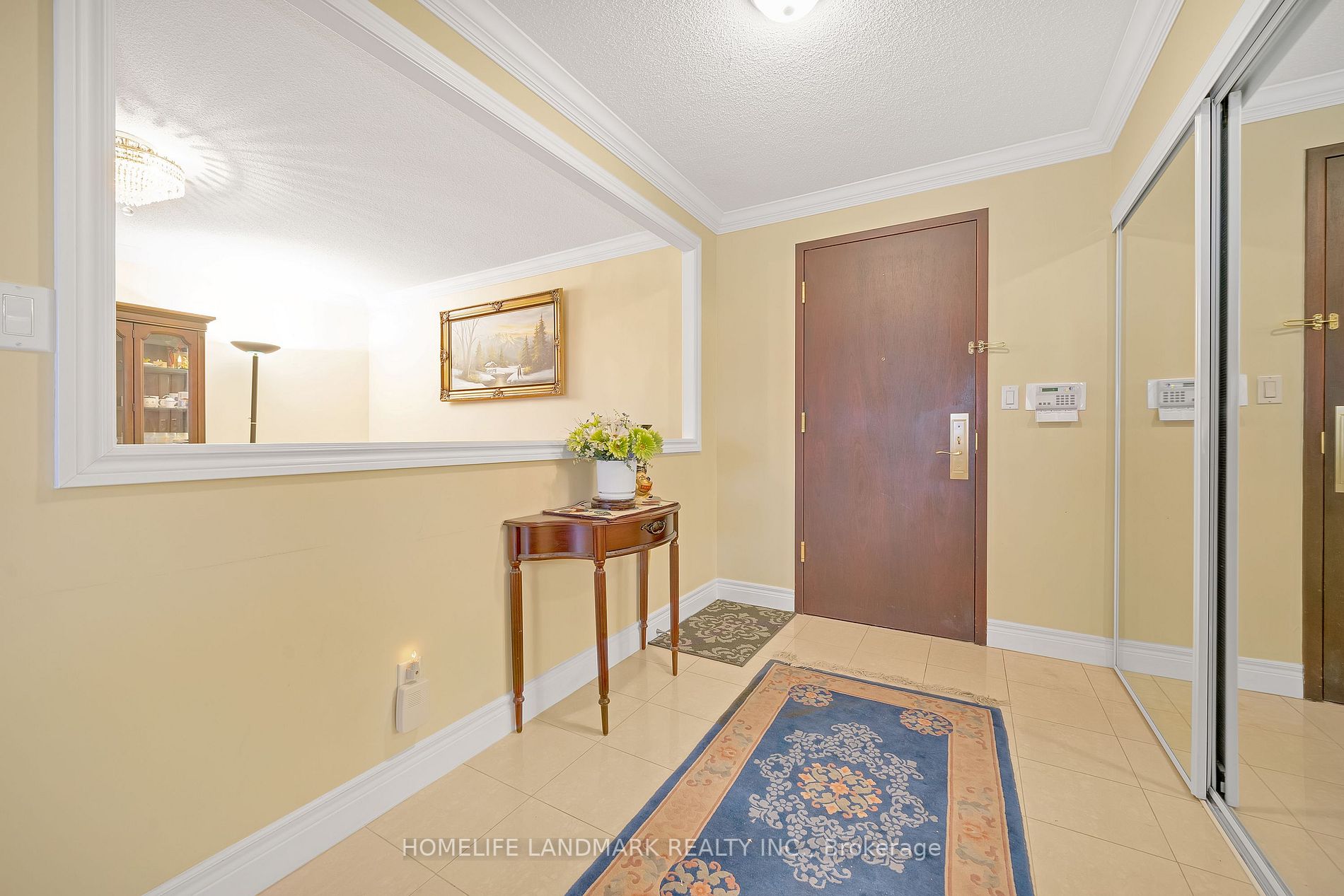138 Bonis Ave, #618