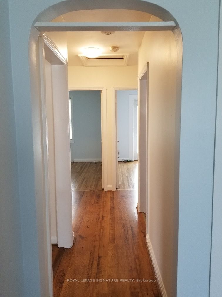 352 Highland Ave, #Upper