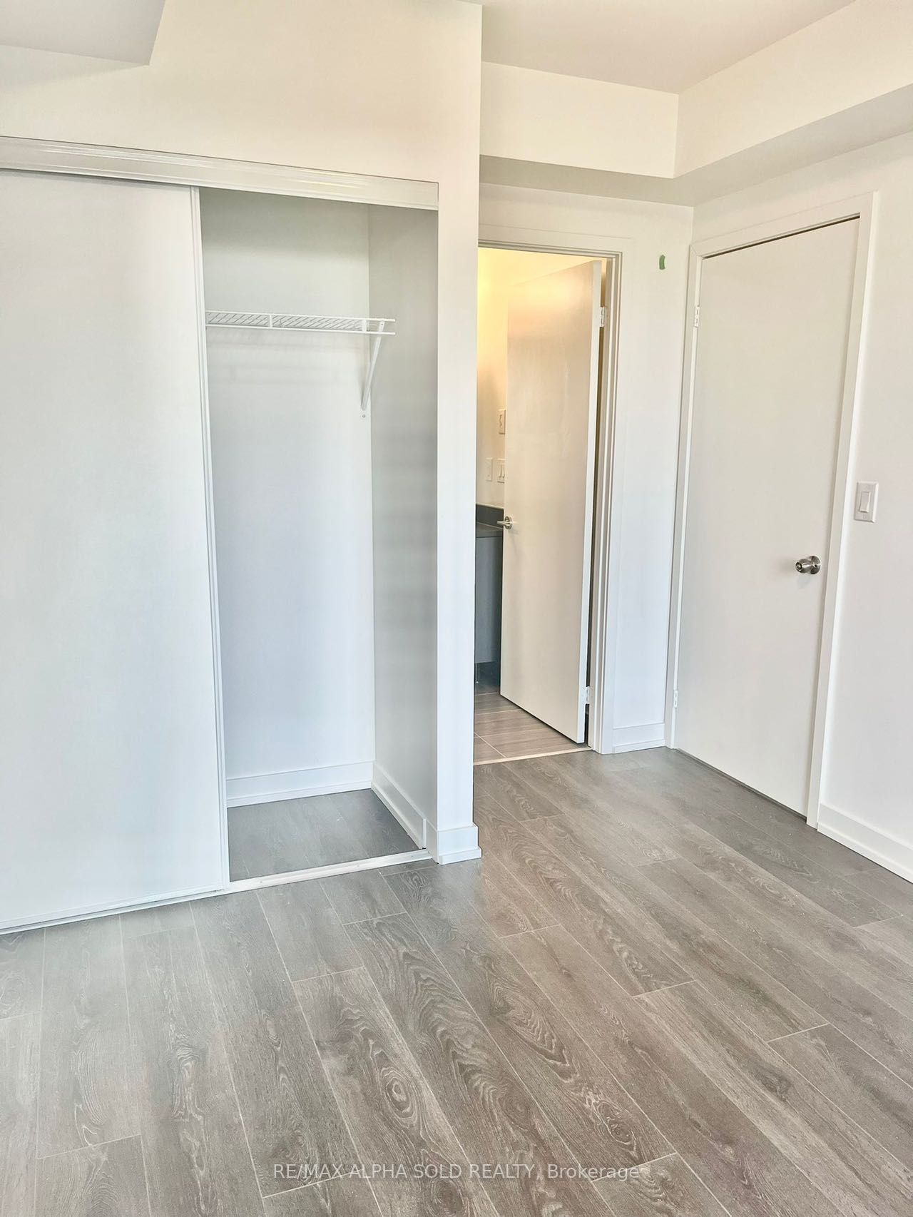 2033 Kennedy Rd, #709