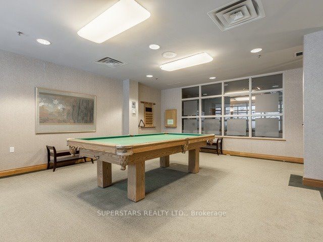 228 Bonis Ave, #1206