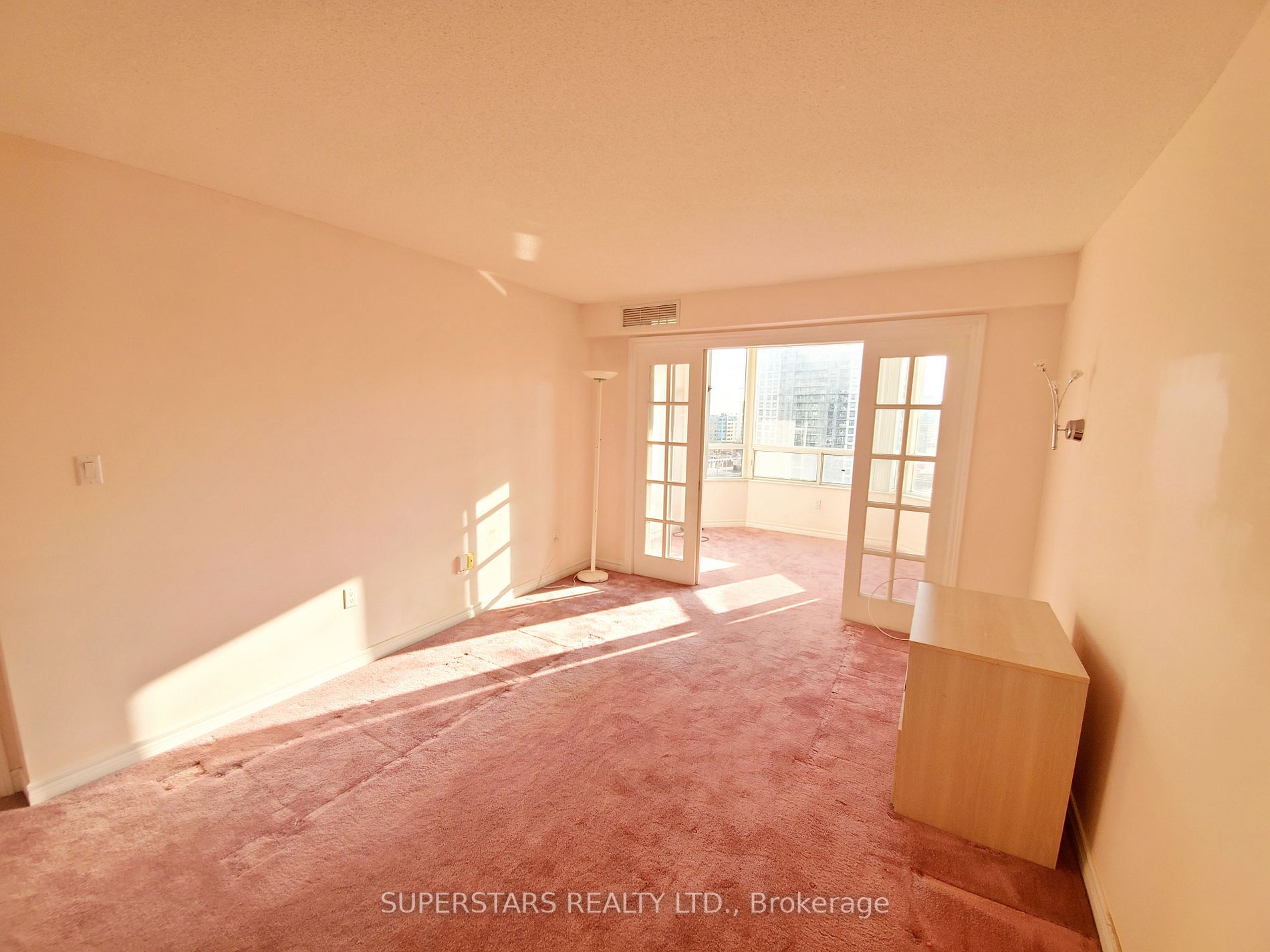 228 Bonis Ave, #1206