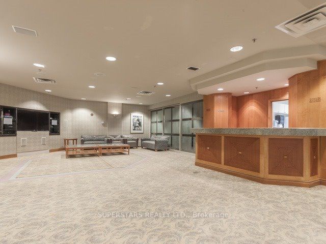 228 Bonis Ave, #1206