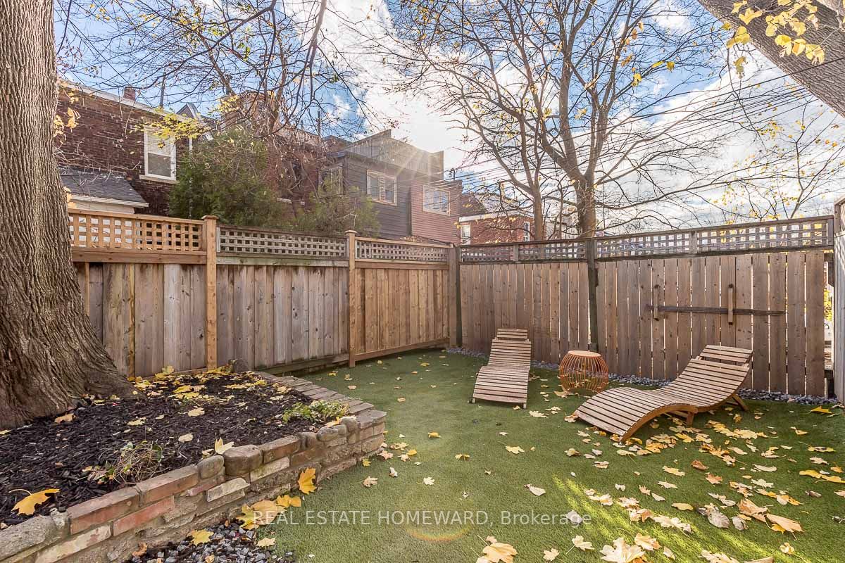 240 Greenwood Ave