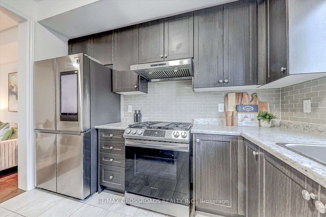 2429 Florentine Place