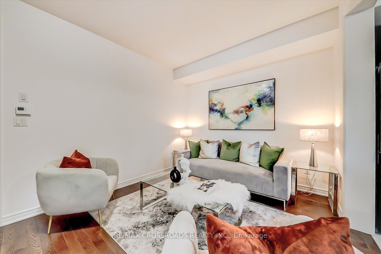 2429 Florentine Place