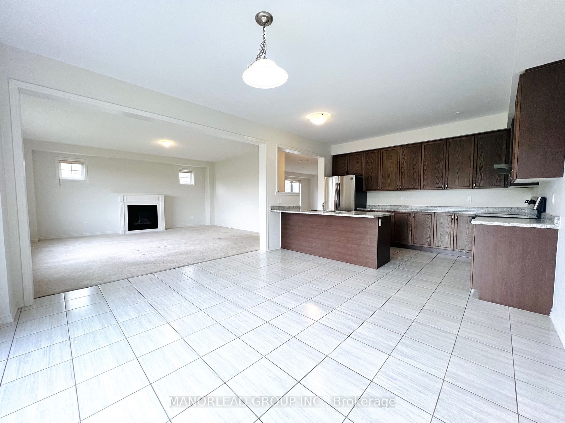 333 Windfields Farm Dr W