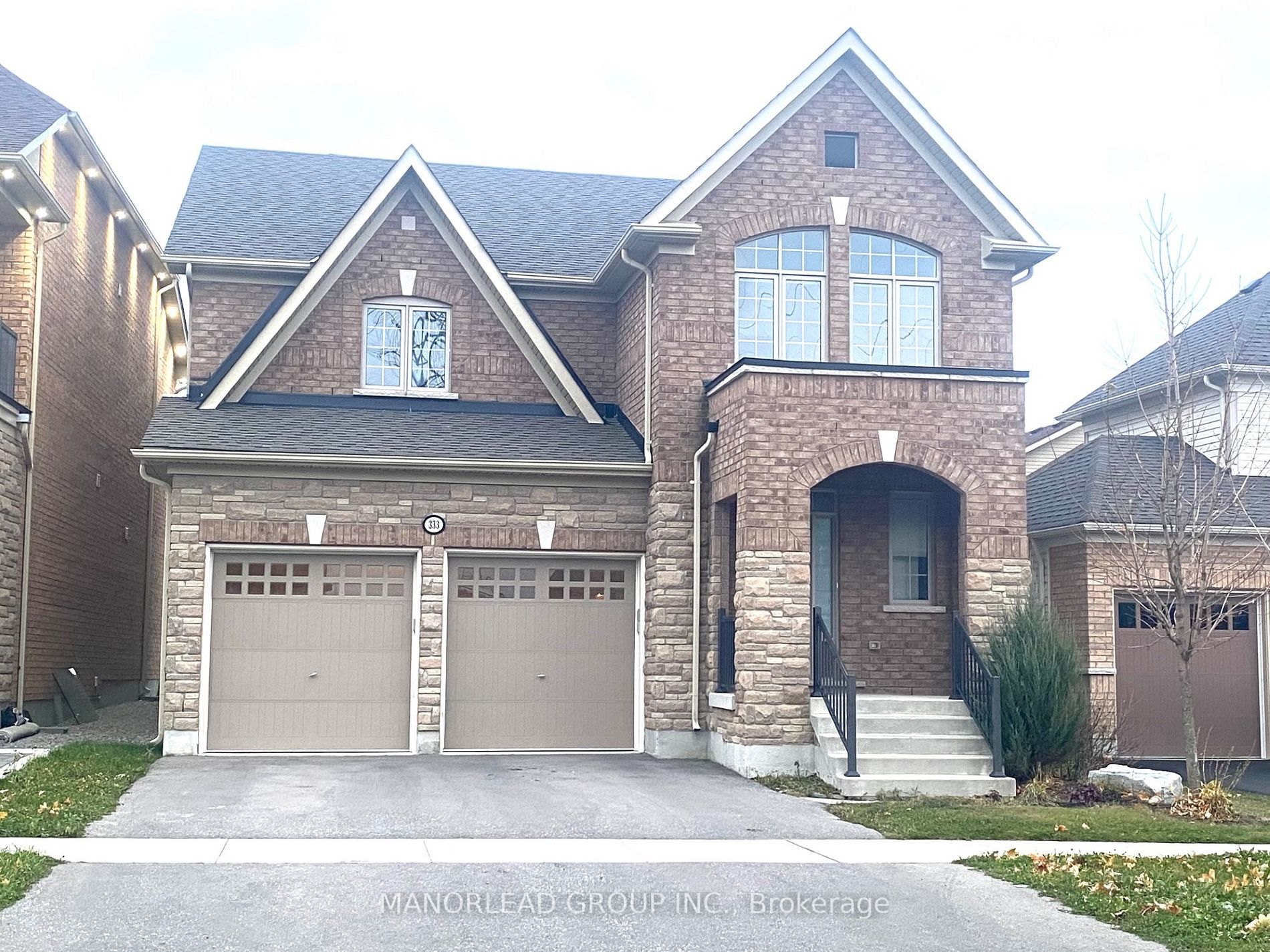 333 Windfields Farm Dr W