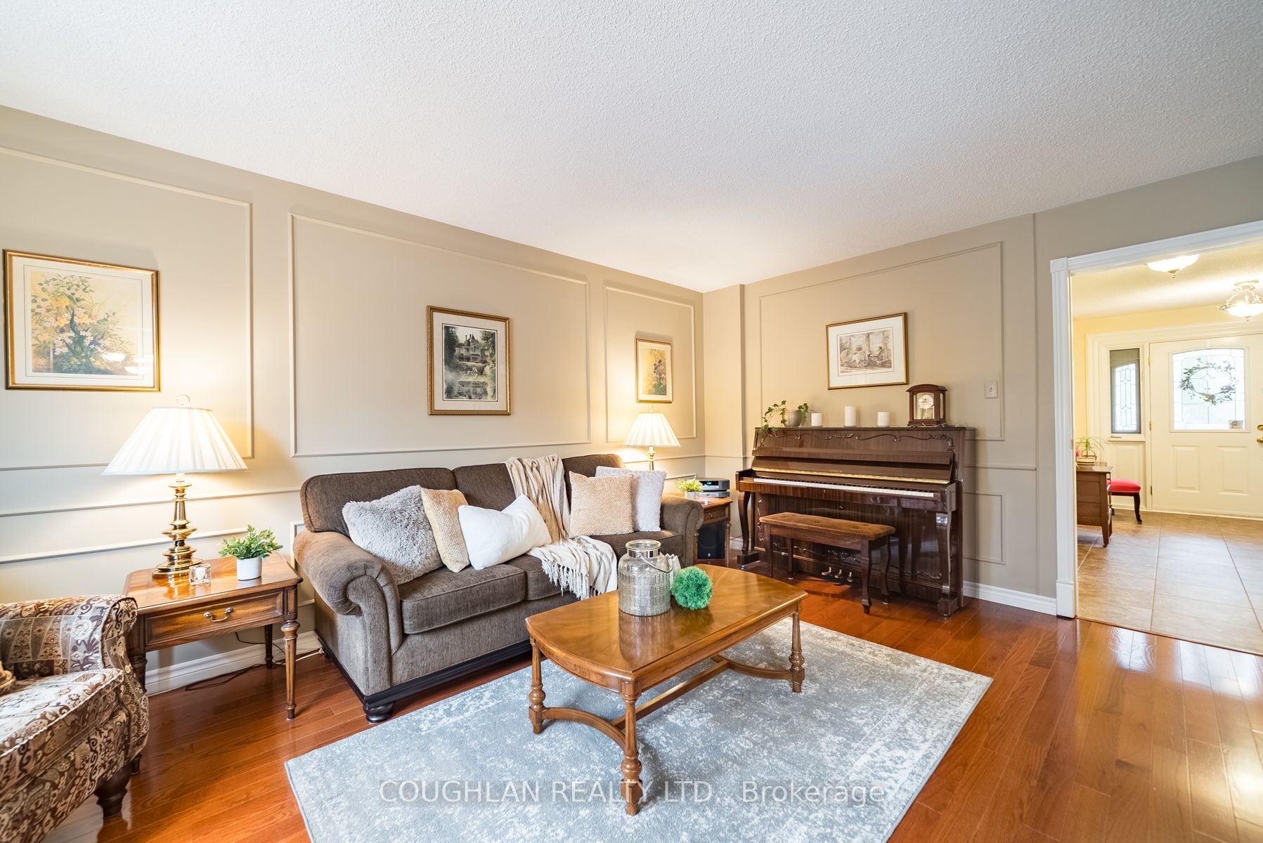 38 Colette Dr