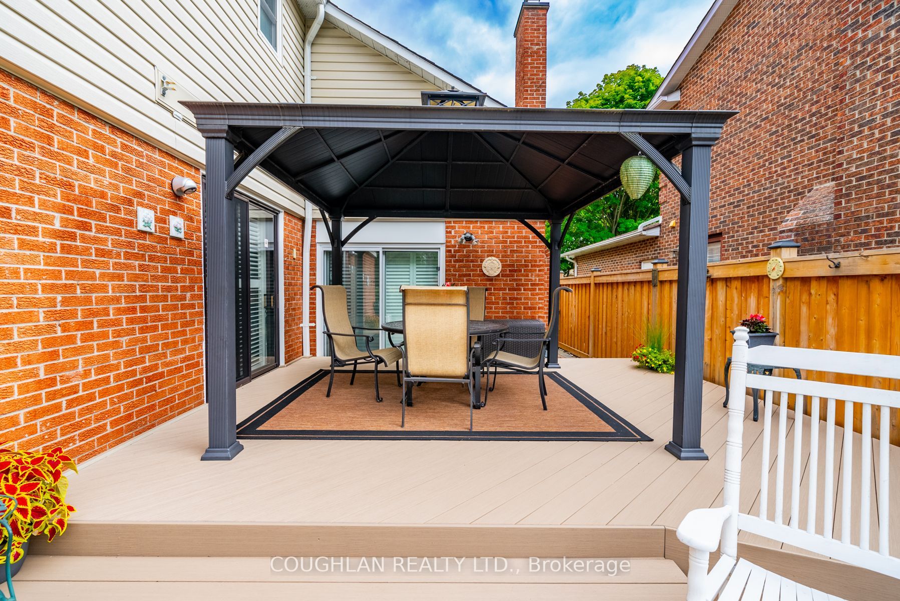 38 Colette Dr