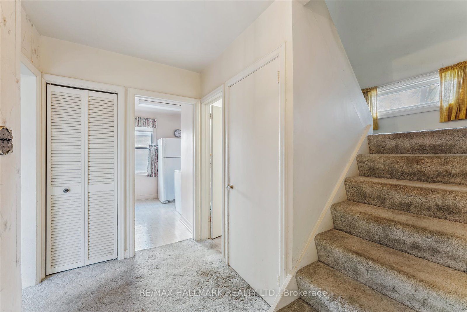 187 Oakridge Drive