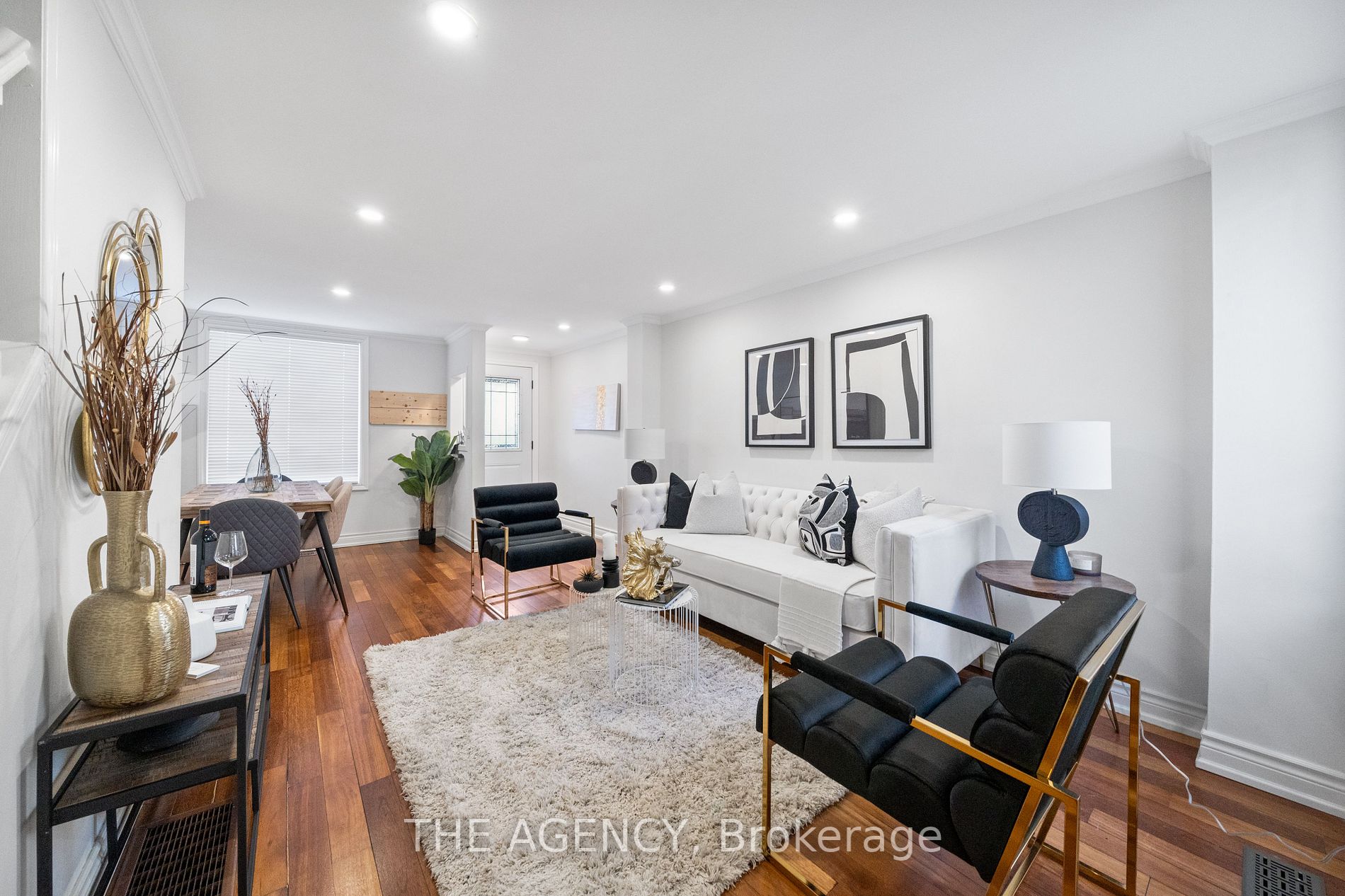39 Rhodes Ave