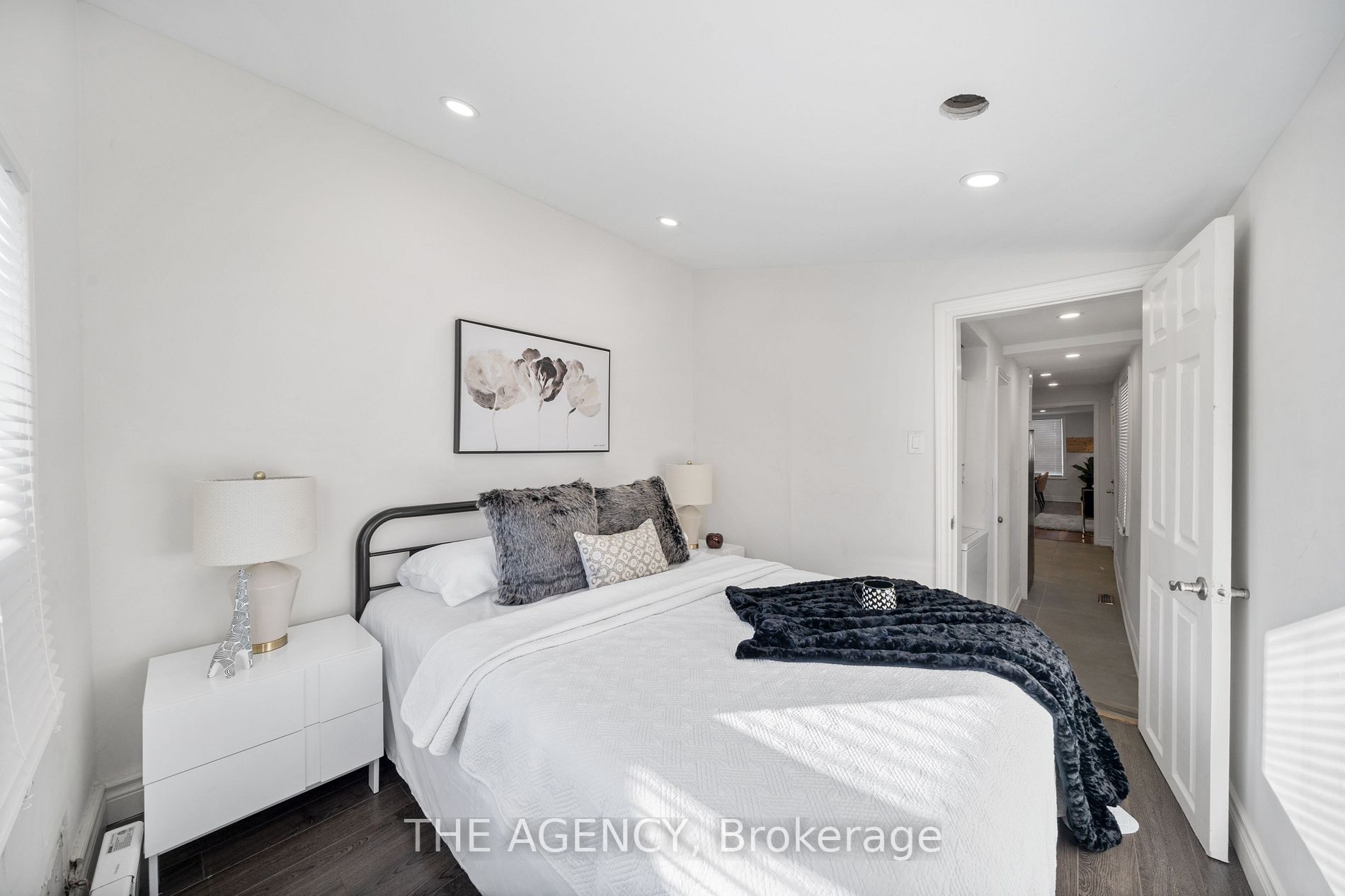 39 Rhodes Ave