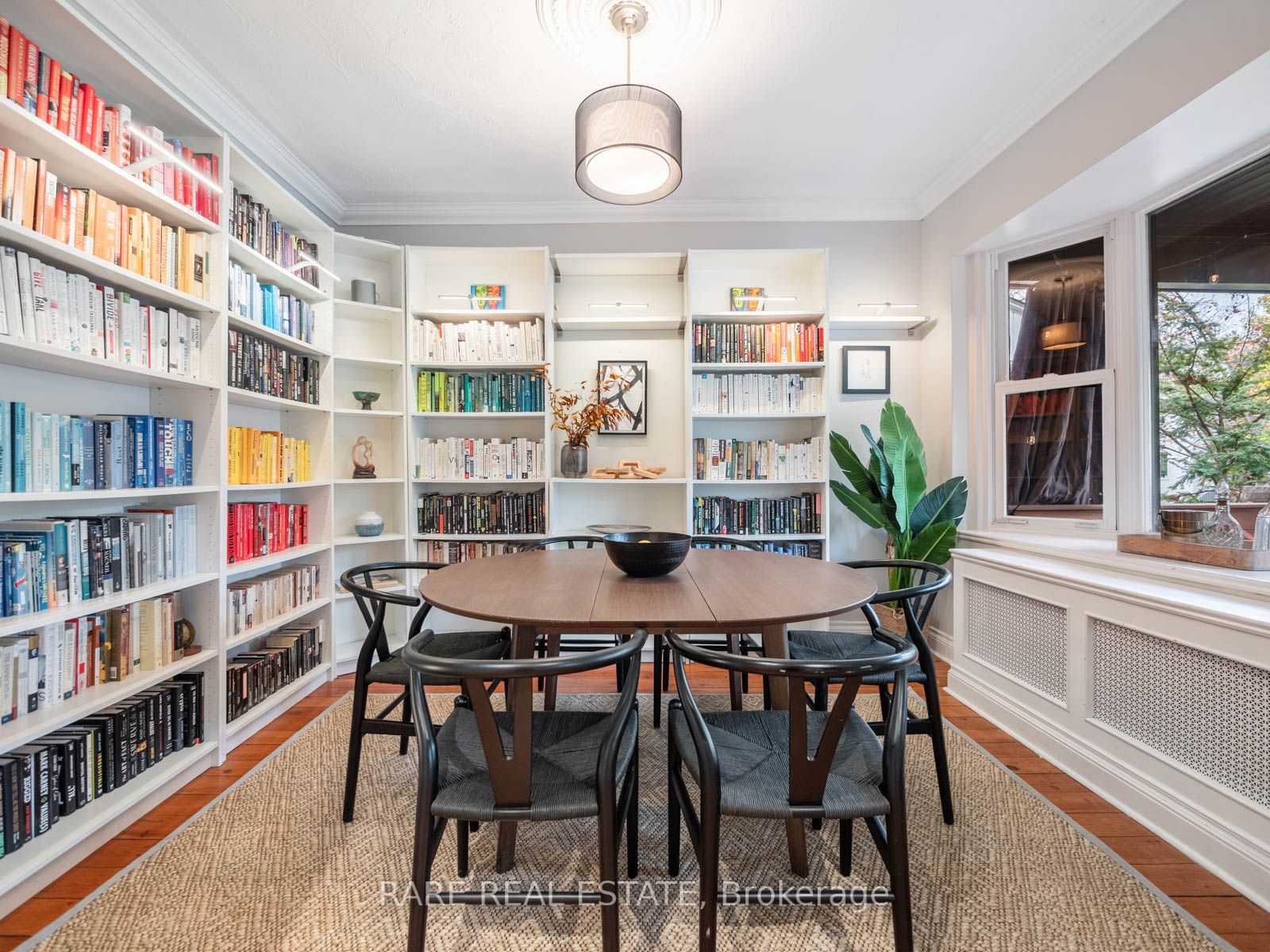 43 Hastings Ave