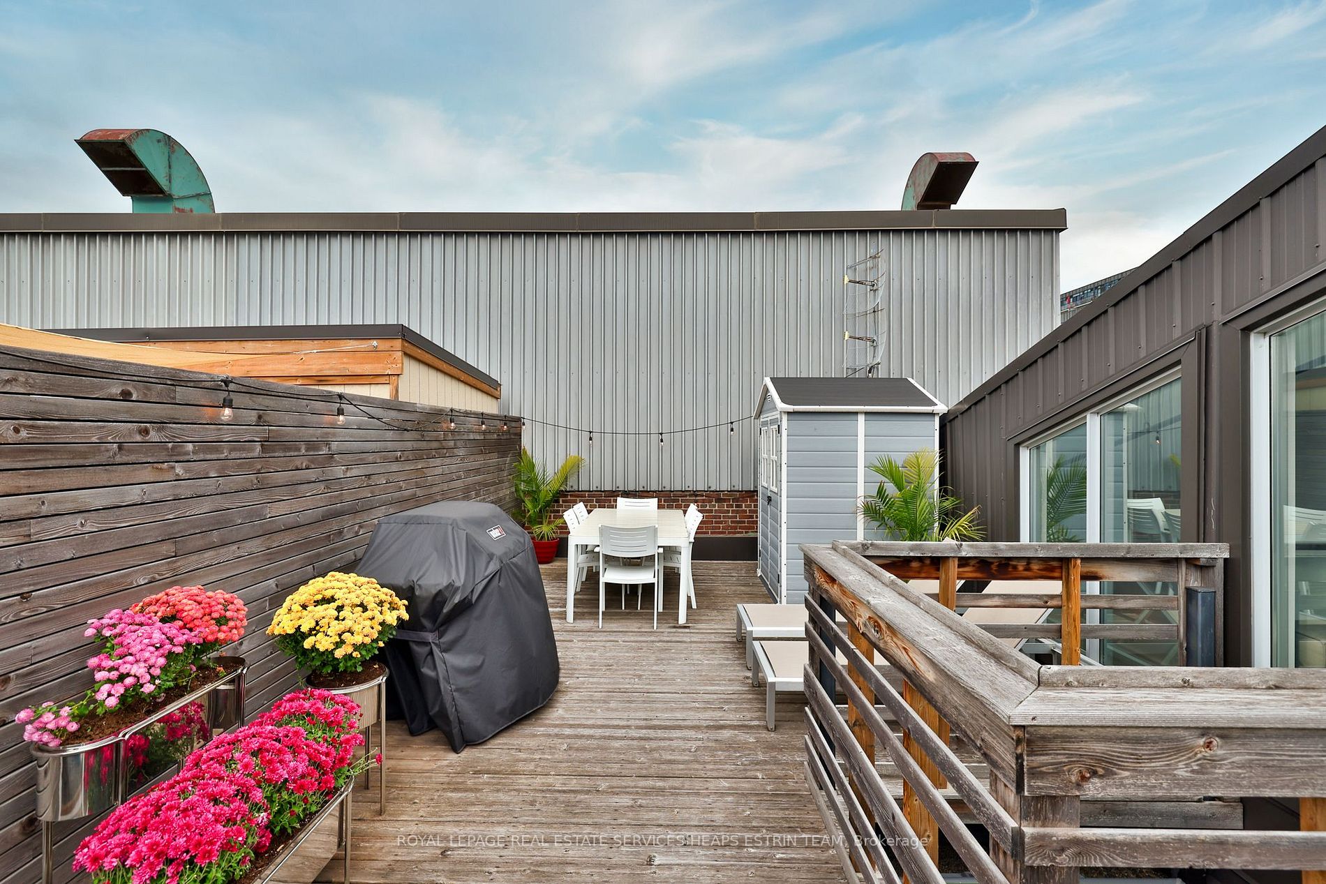 1173 Dundas St E, #237